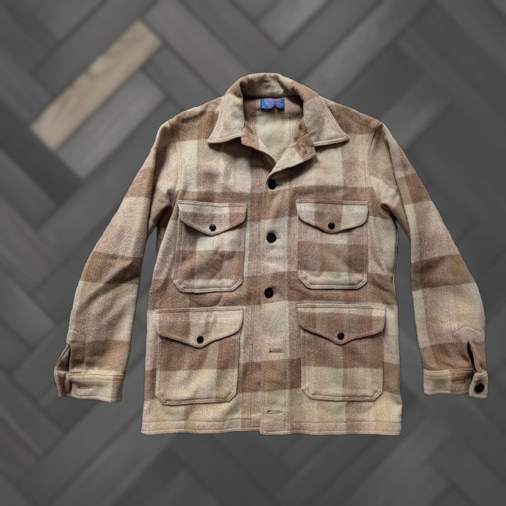 VINTAGE Pendleton Jacket Coat Men M Pendleton Plaid Brown Wool 42 Chest 31 Front Length 23 Seams 19 Shoulders 24.5 Arm Mens Bag?