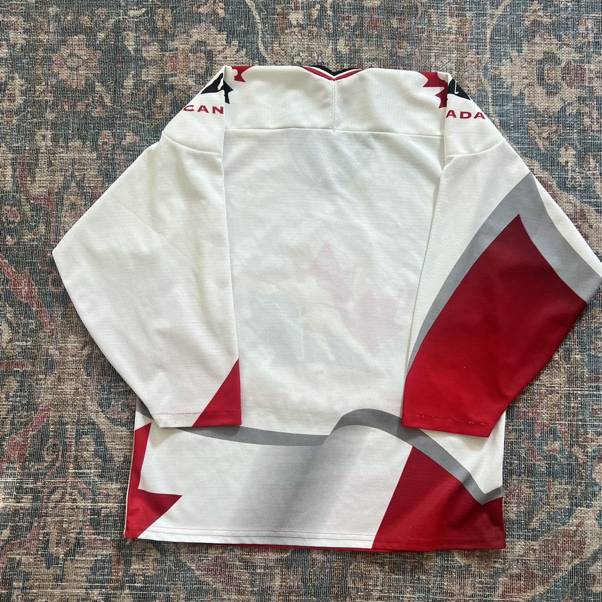 Vintage 1996 Team Canada hockey jersey Gretzky Size US M / EU 48-50 / 2 - 2 Thumbnail