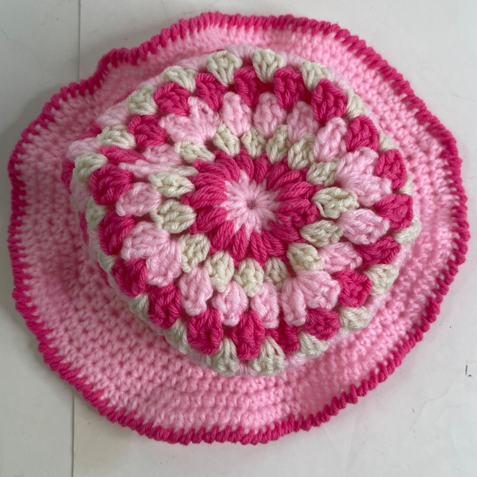 Handmade Crochet Bucket Hat Granny Square Pattern Pink and White Adul Size ONE SIZE - 5 Thumbnail