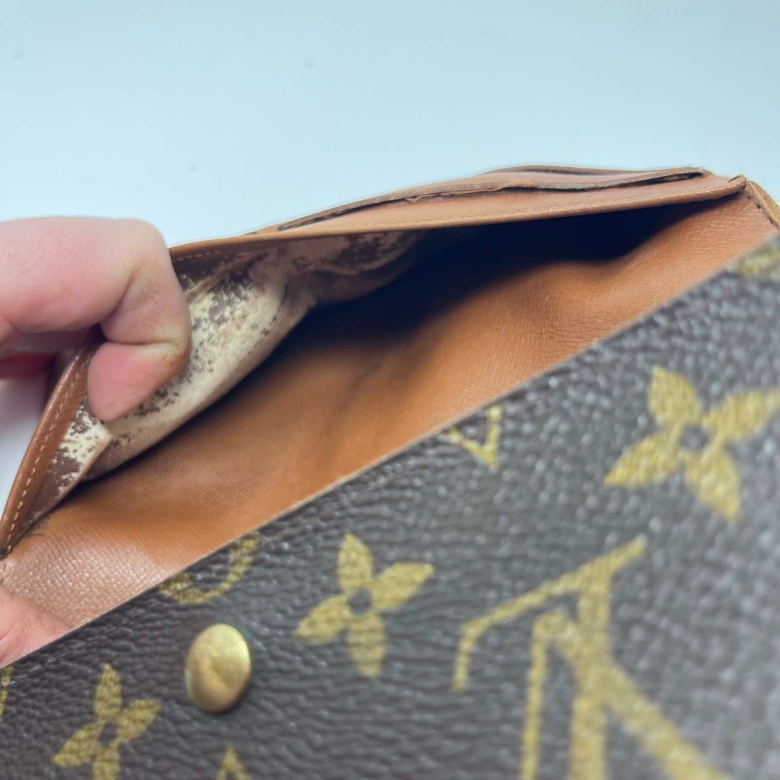 Louis Vuitton Vintage Louis Vuitton Monogram TriFold Sarah Wallet Size ONE SIZE - 6 Thumbnail