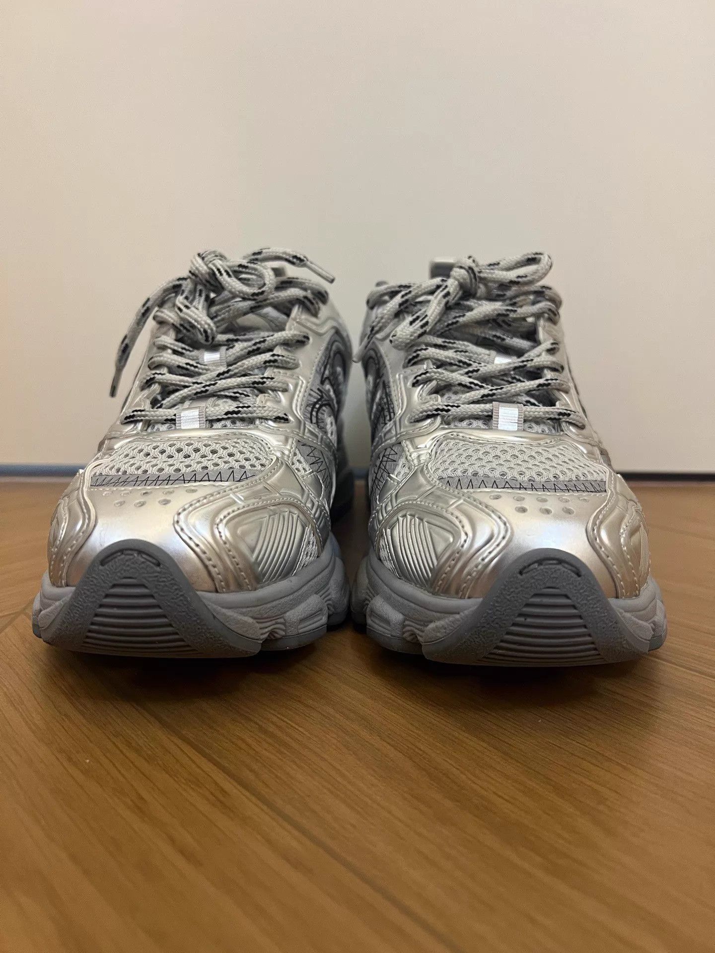 Dior DIOR Chrono Women's Gray Round-Toe Low-Top Sneakers Size US 6 / IT 36 - 4 Thumbnail