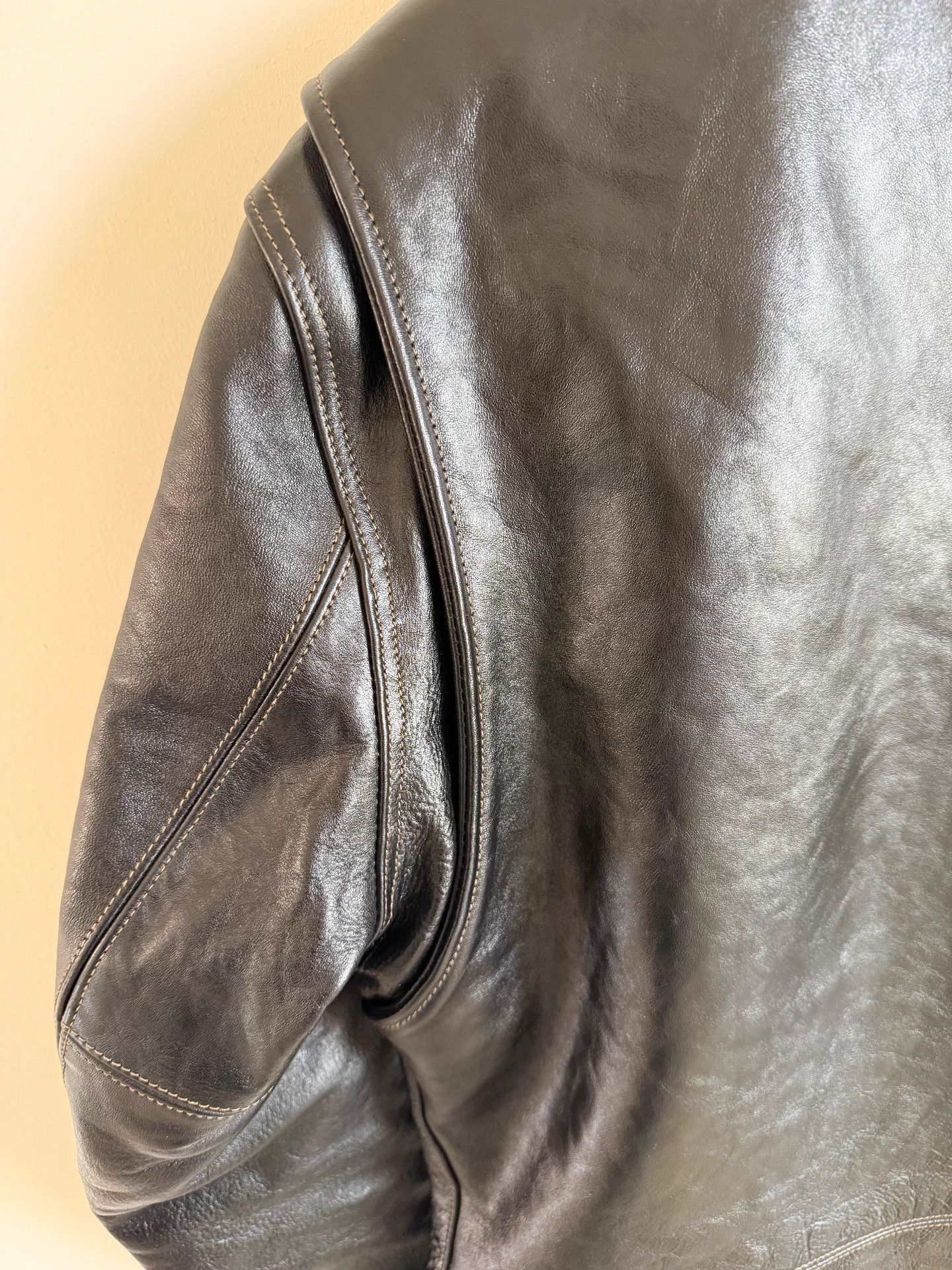 The Real McCoy's Real McCoy's beck666 J100 tea-dyed horsehide 36 tags rare Size US S / EU 44-46 / 1 - 6 Thumbnail