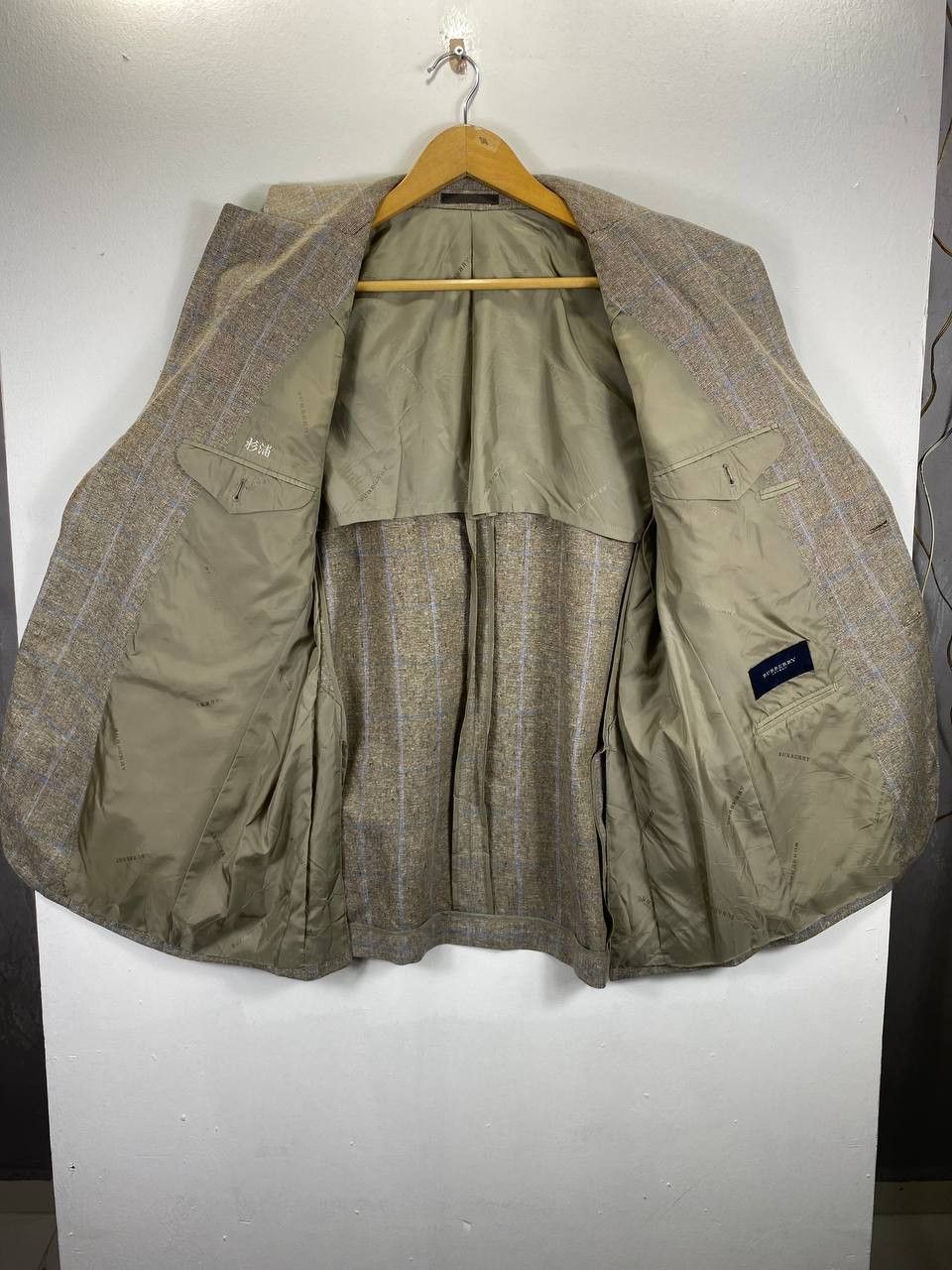 Burberry burberry london wool checkered jacket nice design Size US XL / EU 56 / 4 - 5 Thumbnail