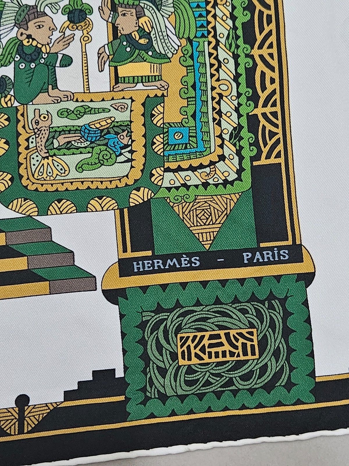 Hermes Hermes Astres et Soleils by Annie Faivre Silk Scarf Size ONE SIZE - 4 Thumbnail