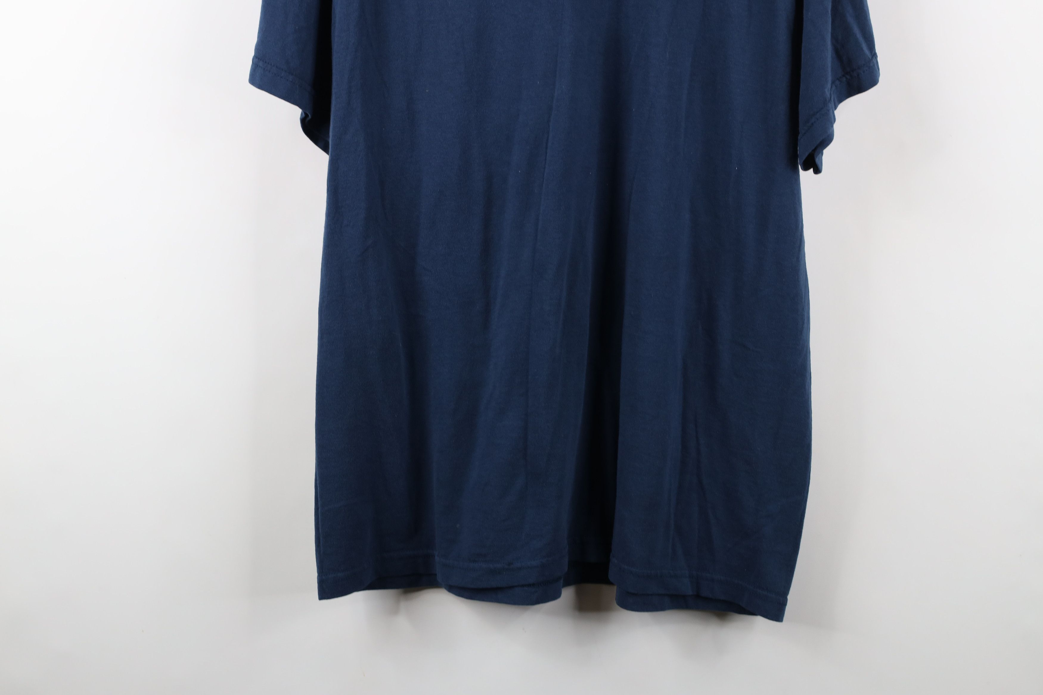 Vintage Vintage 90s Streetwear Thin Short Sleeve Pocket T-Shirt Blue Size US XL / EU 56 / 4 - 13 Thumbnail