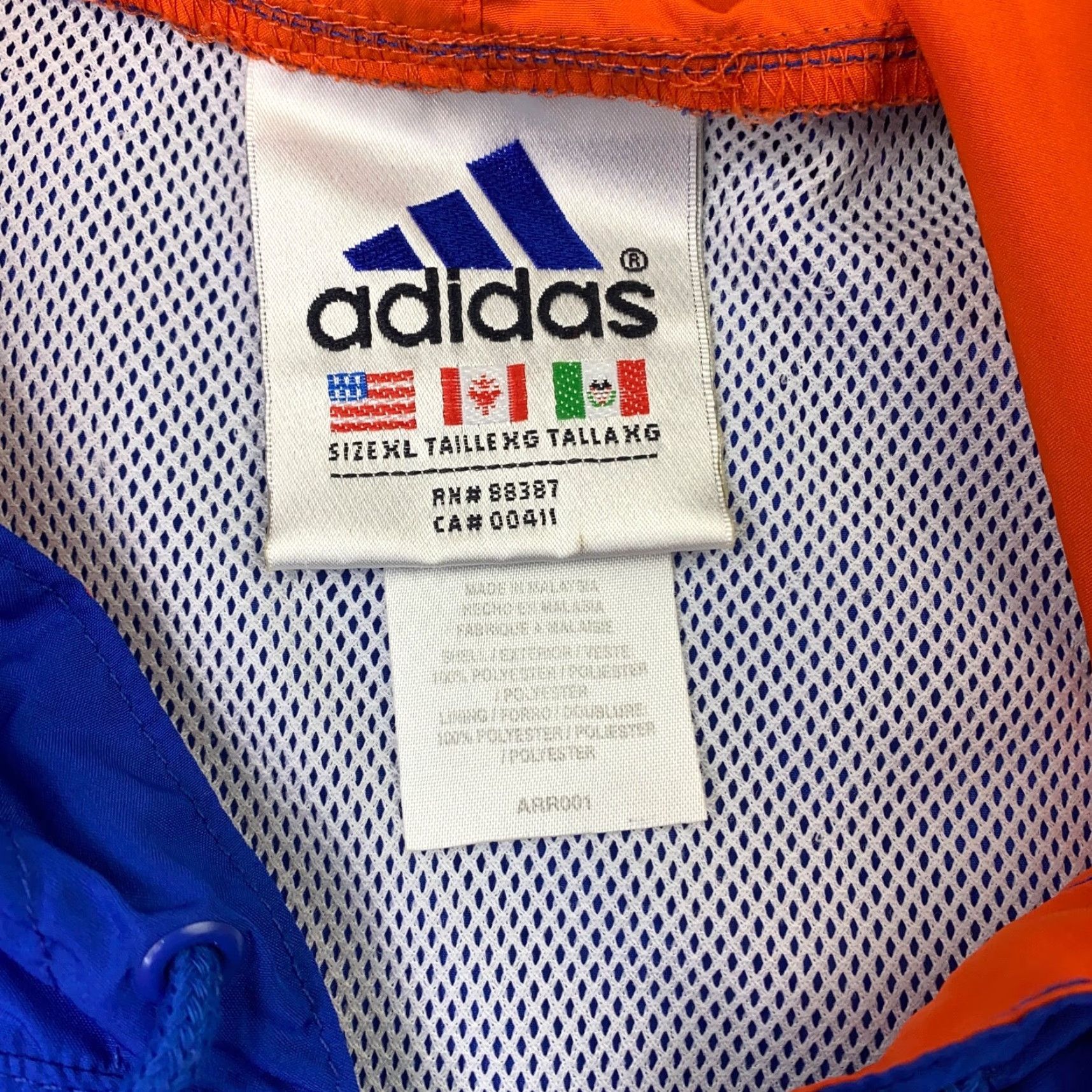 Adidas VINTAGE Adidas Jacket Mens XL Blue Windbreaker Hooded 3-Stripe 90s Y2K Zip Pockets All Seasons Size US XL / EU 56 / 4 - 6 Thumbnail