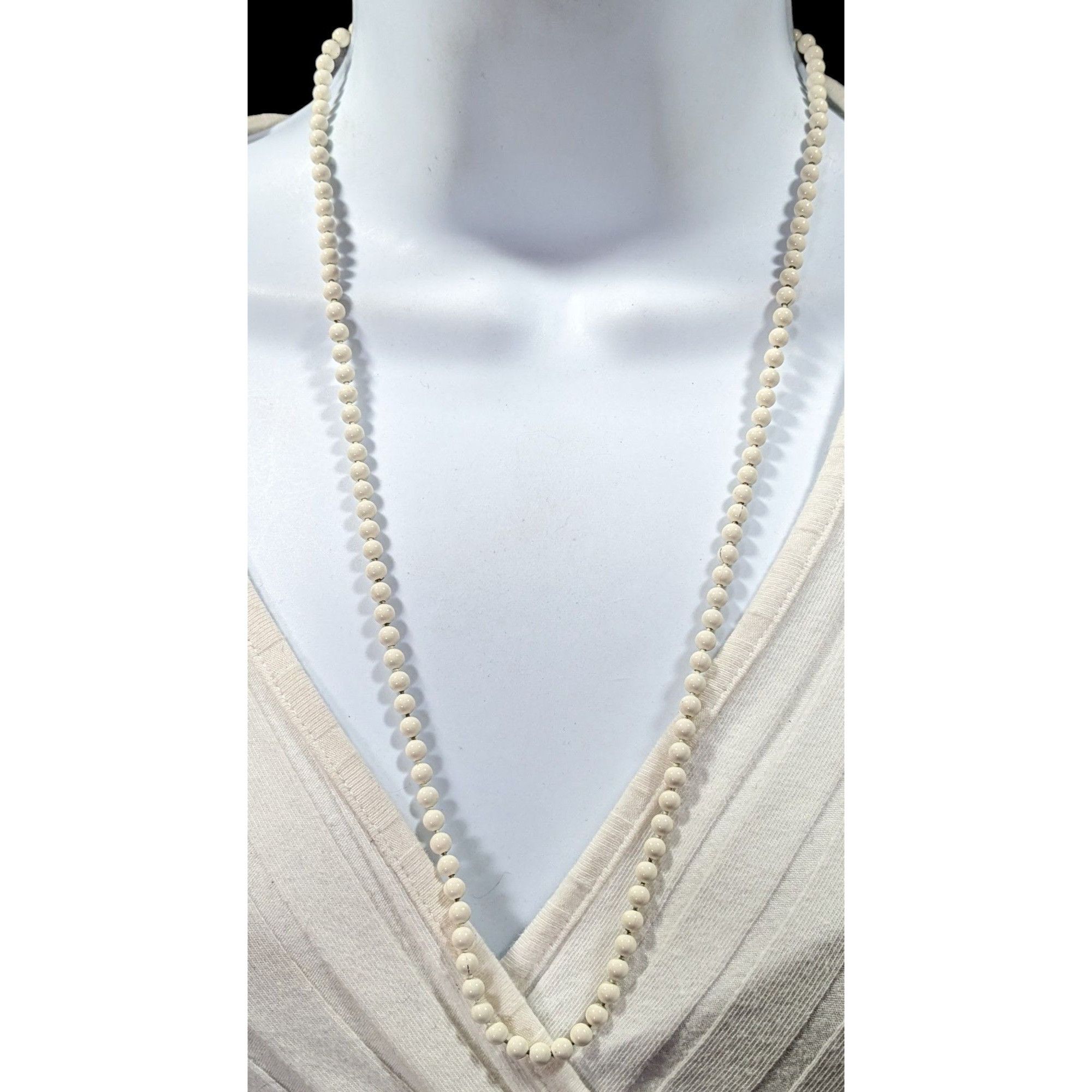 Other Vintage 80s Ooops A Daisy White Enameled Metal Beaded Neckla Size ONE SIZE - 3 Thumbnail