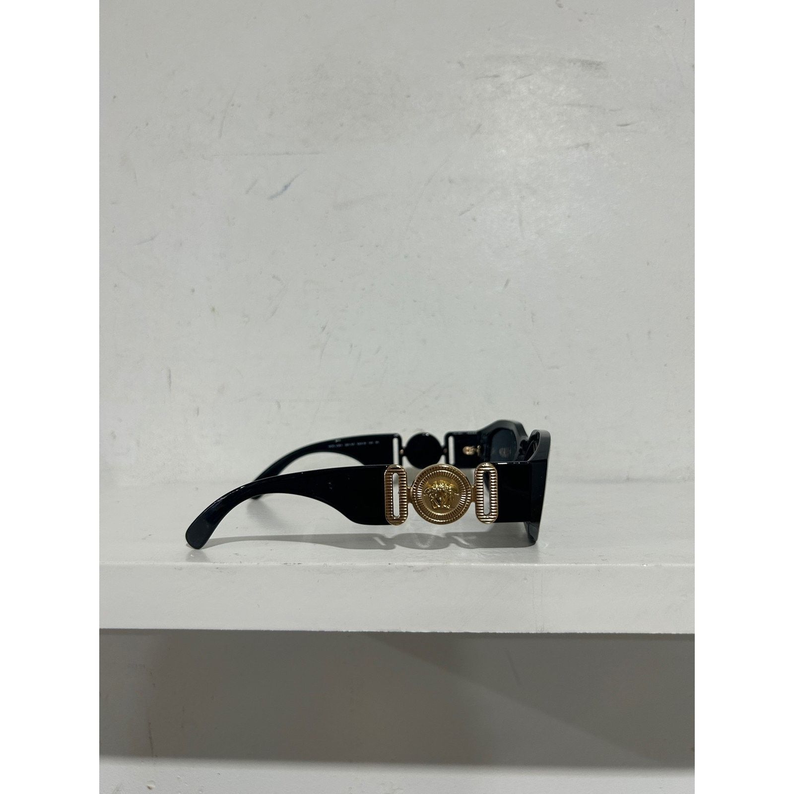 Versace VERSACE MEDUSA BIGGIE SUNGLASSES PREOWNED Size ONE SIZE - 5 Thumbnail
