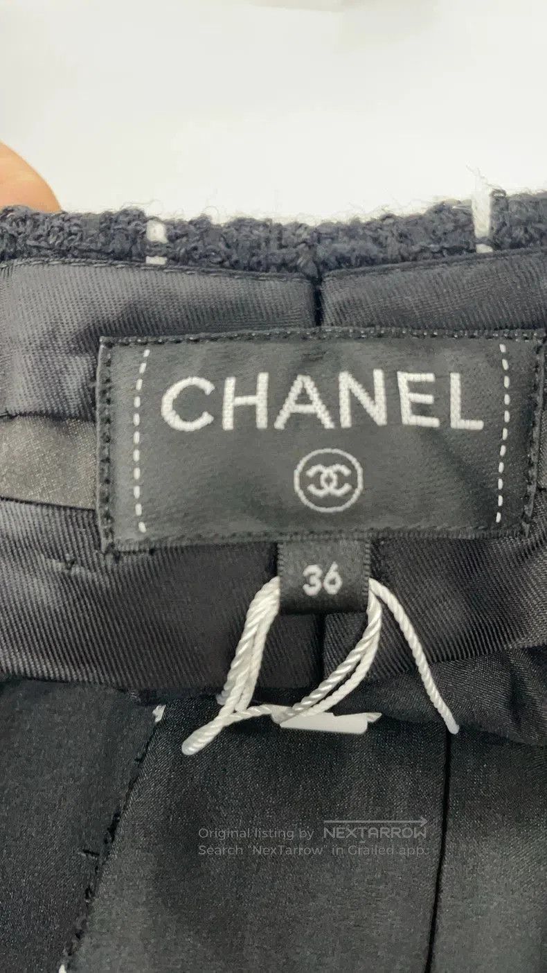 Chanel Chanel Sequin Tweed Black and White Check Shorts. Size US 36 / EU 52 - 3 Thumbnail
