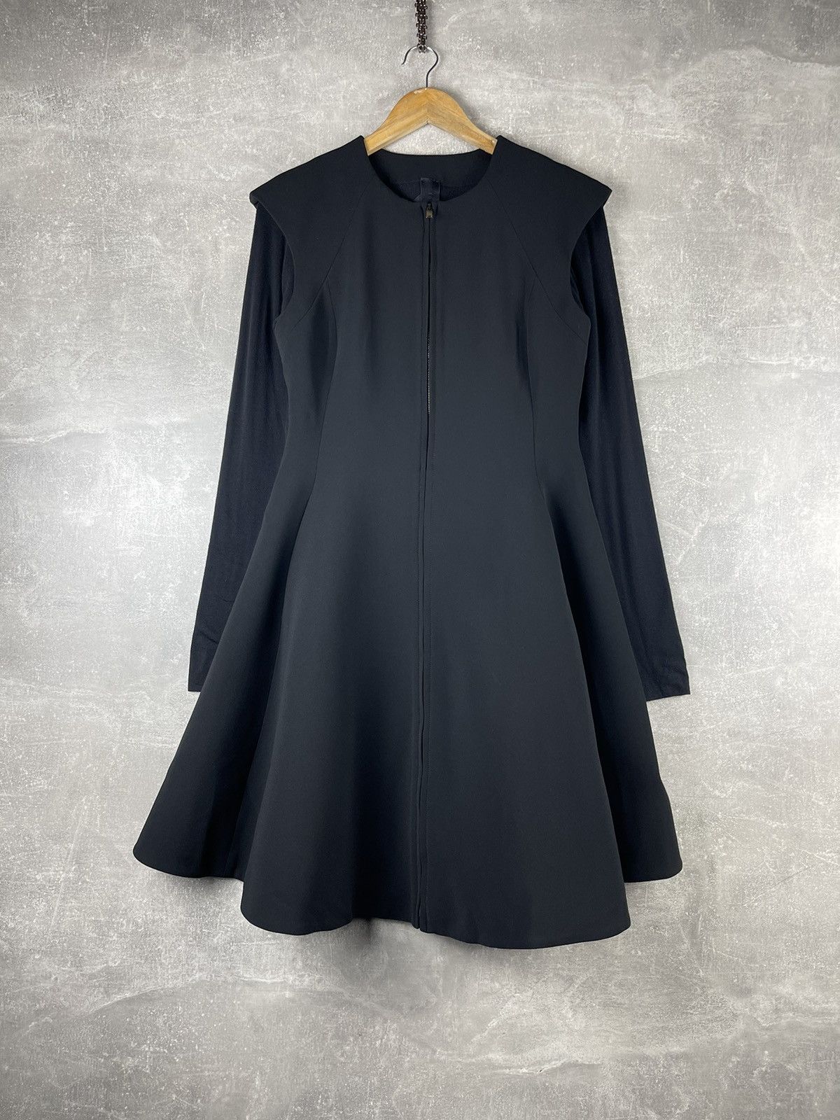 Gareth Pugh Gareth Pugh FW14 Archives Avant Grde Sculptural Black Dress Size M / US 6-8 / IT 42-44 - 1 Thumbnail