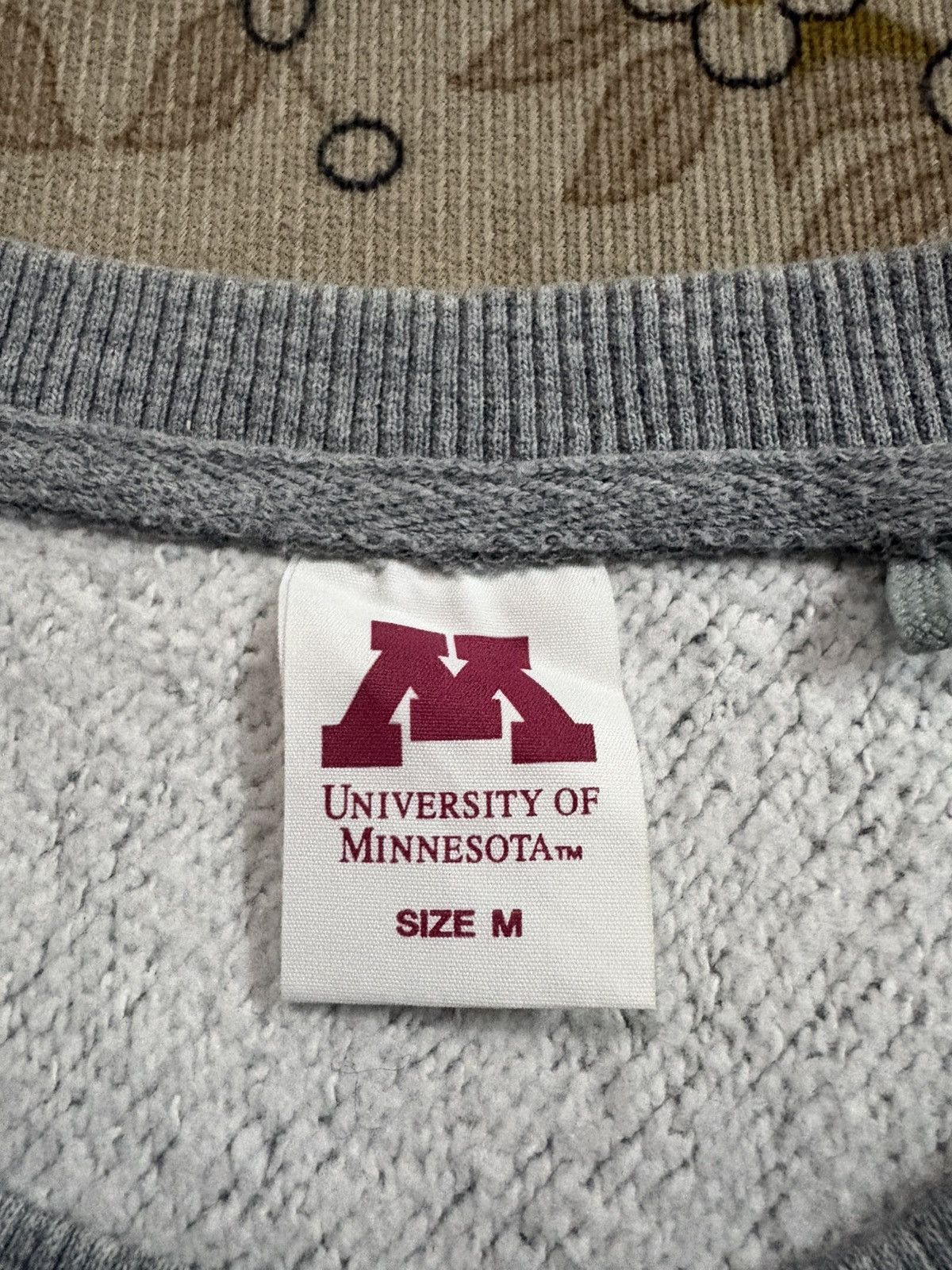 Japanese Brand Vintage UNIVERSITY OF MINNESOTA Sweatshirt Size US M / EU 48-50 / 2 - 4 Thumbnail