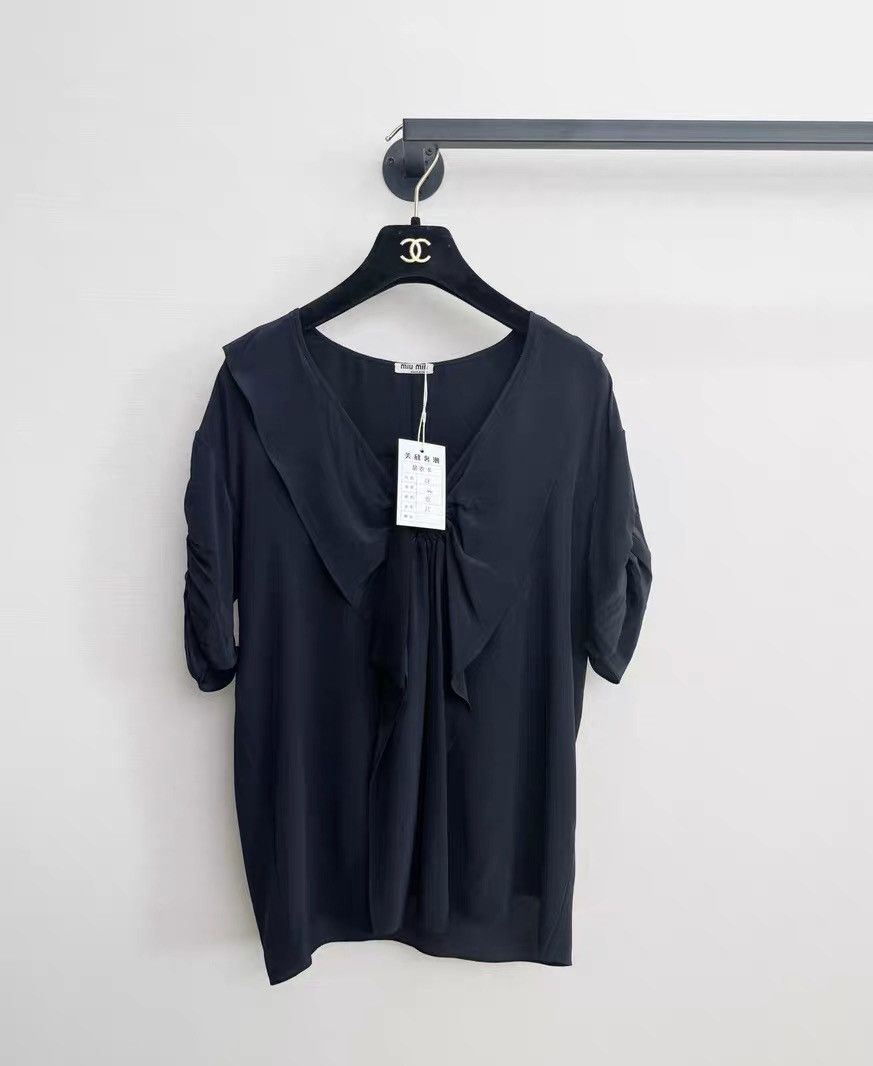 Miu Miu Miumiu blue silk short-sleeved shirt Size M / US 6-8 / IT 42-44 - 3 Thumbnail