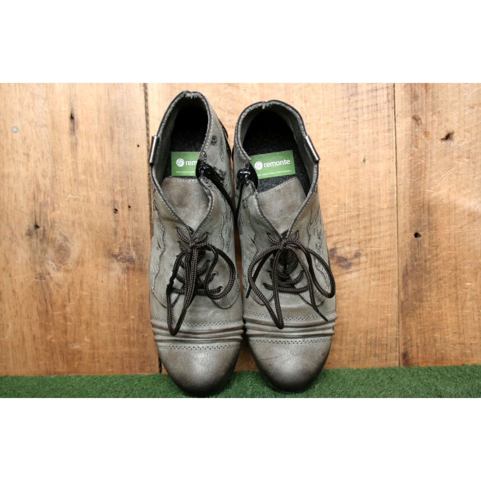 Vintage VINTAGE REMONTE Cheyenne 71 Bootie Womens Leather Ankle 2.5" Heel Black/Silver Brown/Gray Metallic EU41 US9.5-10 Mens Womens Girls Size US 9.5 / IT 39.5 - 4 Thumbnail
