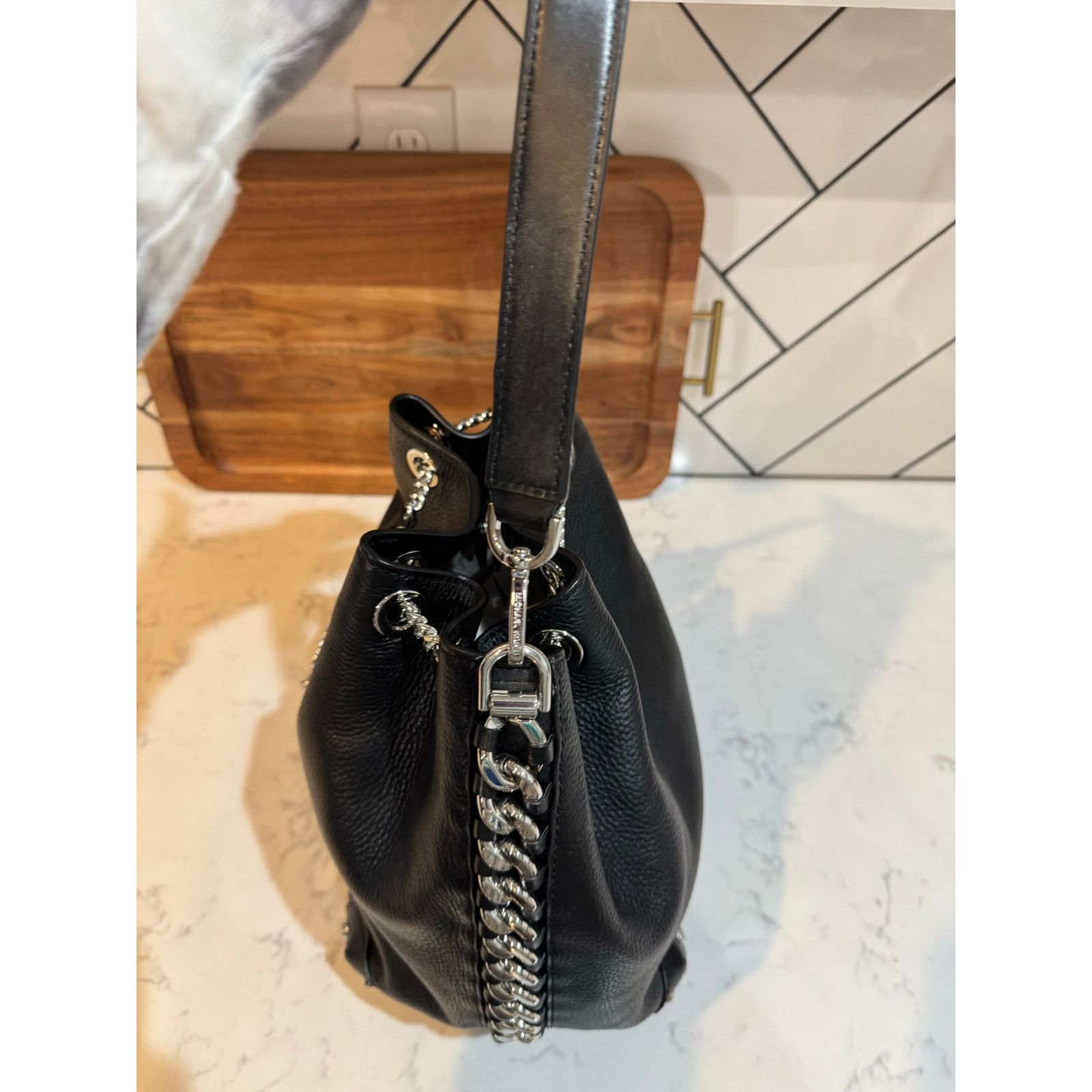 Michael Kors Michael Kors Alanis Pebbled Leather Bucket shoulder Bag Size ONE SIZE - 6 Thumbnail