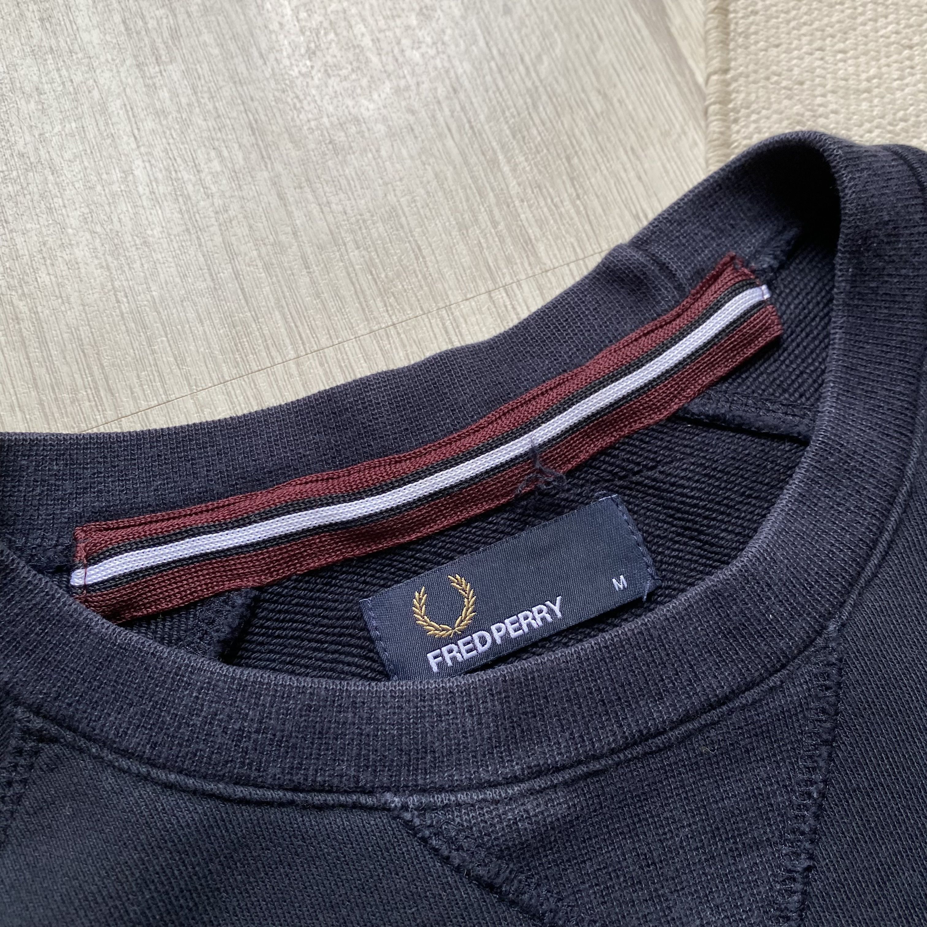 Fred Perry Designer Fred Perry sweatshirt mini logo Size US M / EU 48-50 / 2 - 6 Thumbnail