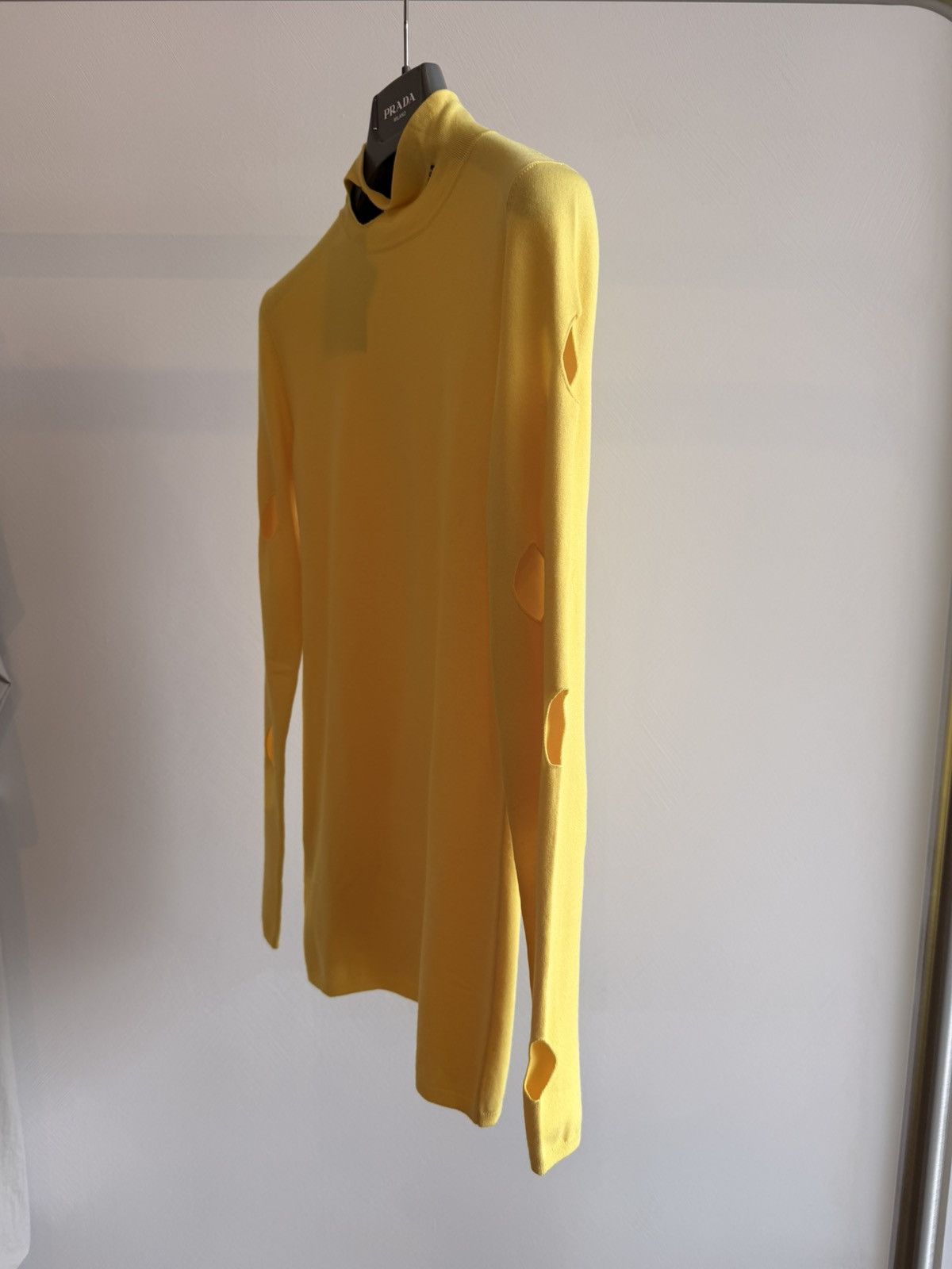 Prada NWT Prada Yellow Openwork Viscose Turtleneck Logo Top Sz 44 Size M / US 6-8 / IT 42-44 - 2 Thumbnail