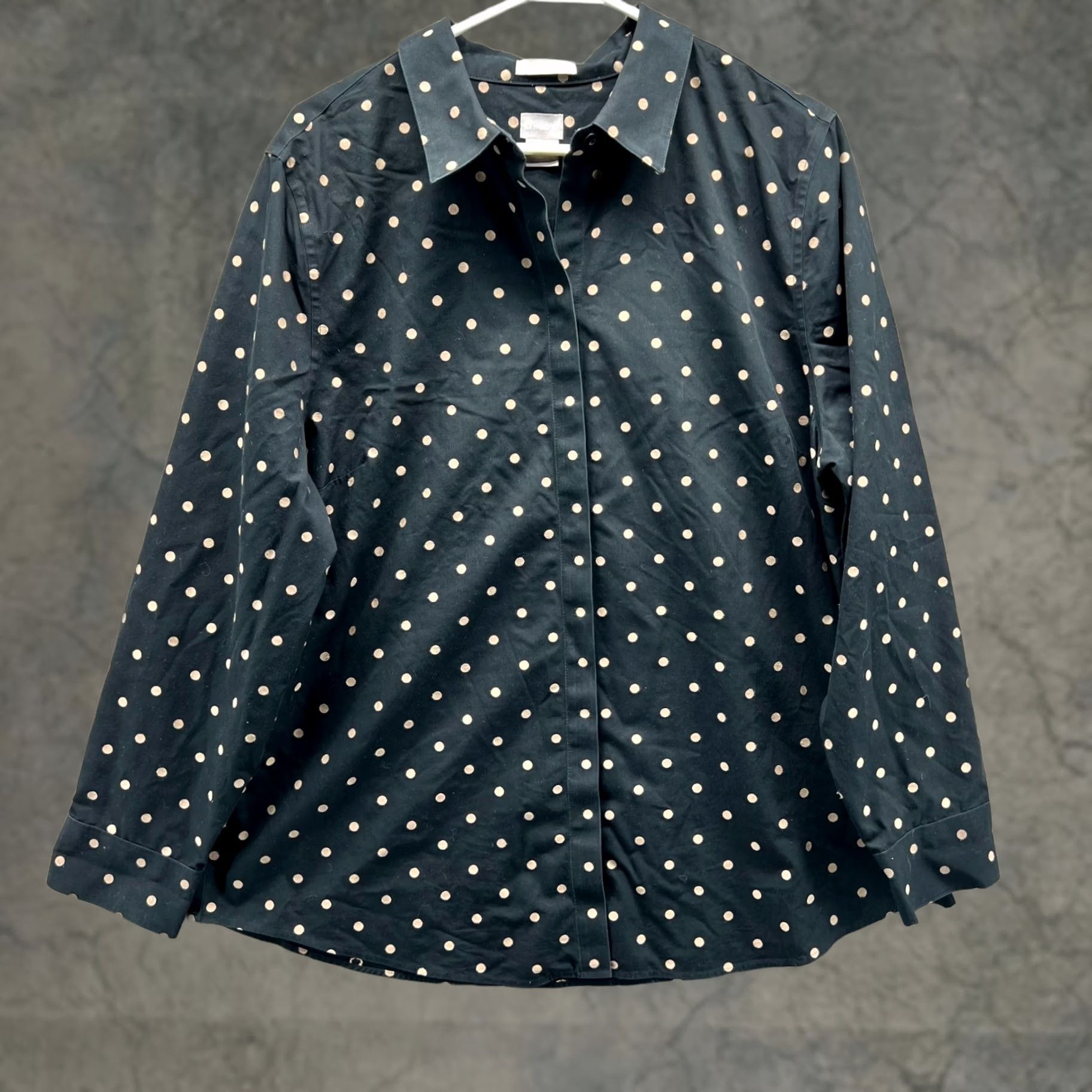 Vintage Chico's Shirt Womens 3 Black Button Down Preppy Non-Iron Space Dots Blouse Shirt Dressy Casual Party/Cocktail Travel Size XS / US 0-2 / IT 36-38 - 1 Thumbnail