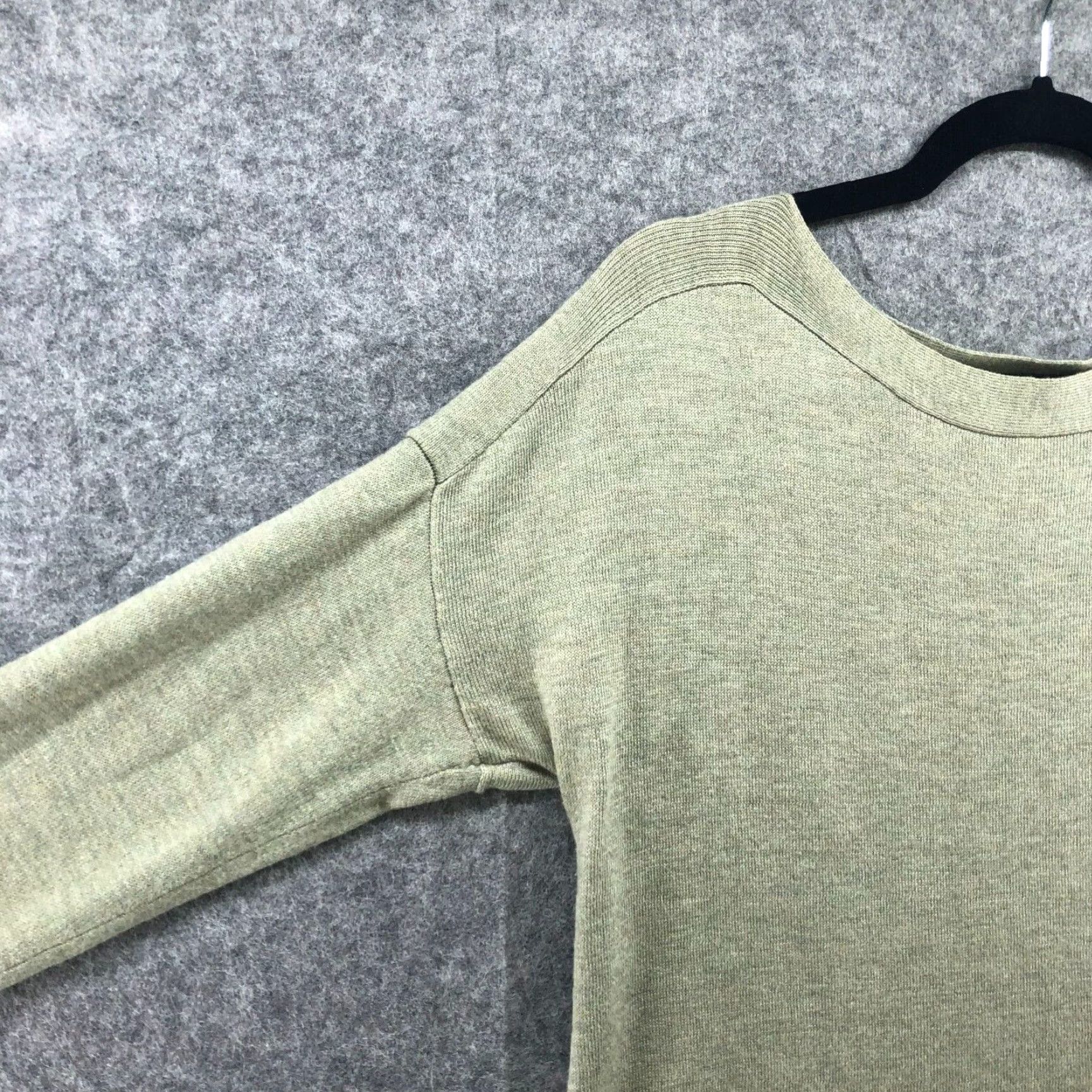 Vintage Vintage Chico's Women's Sweater Tunic S Olive Green Long Sleeve Knit Buttons Casual Size S / US 4 / IT 40 - 5 Thumbnail