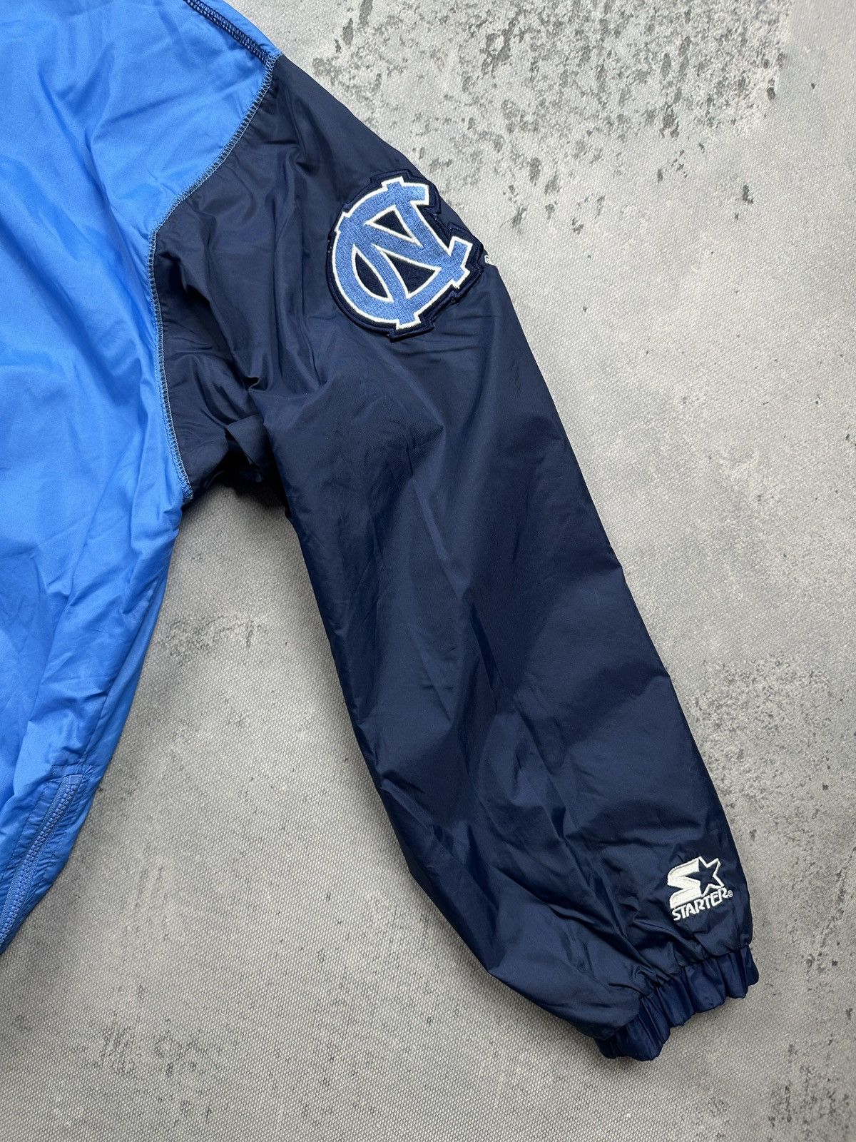 Starter Vintage Starter North Carolina Heels Hooded Pullover Jacket Size US L / EU 52-54 / 3 - 9 Thumbnail