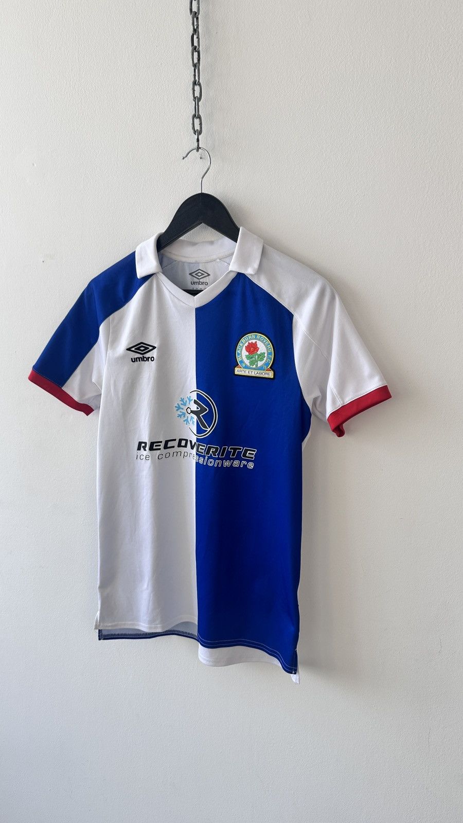 Umbro Blackburn Rovers 2020-2021 Home Football Shirt Jersey Umbro Size US S / EU 44-46 / 1 - 3 Thumbnail