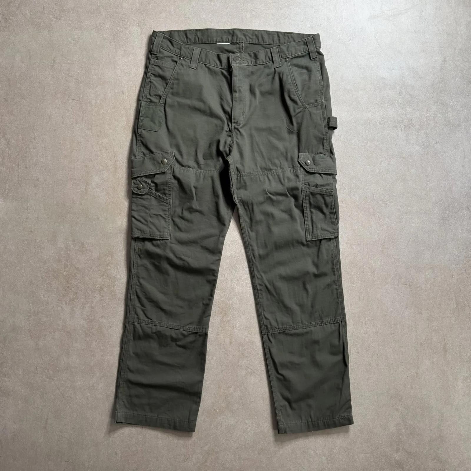 Carhartt Vintage Carhartt Olive Cargo Pants - 38x44 Size US 38 / EU 54 - 1 Thumbnail