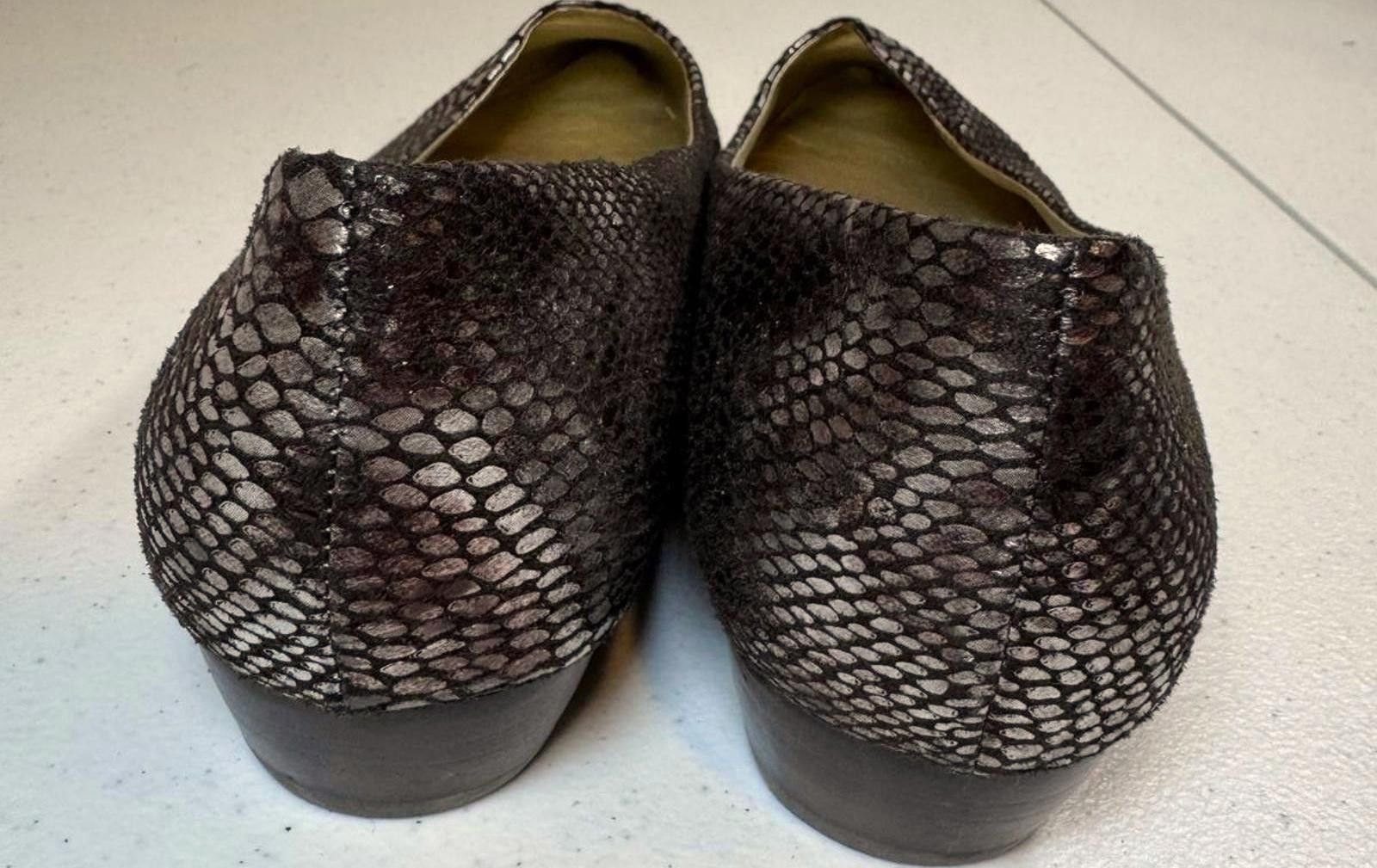 Designer Stylish Seychelles Snakeskin Print Flats Size US 10 / IT 40 - 4 Thumbnail
