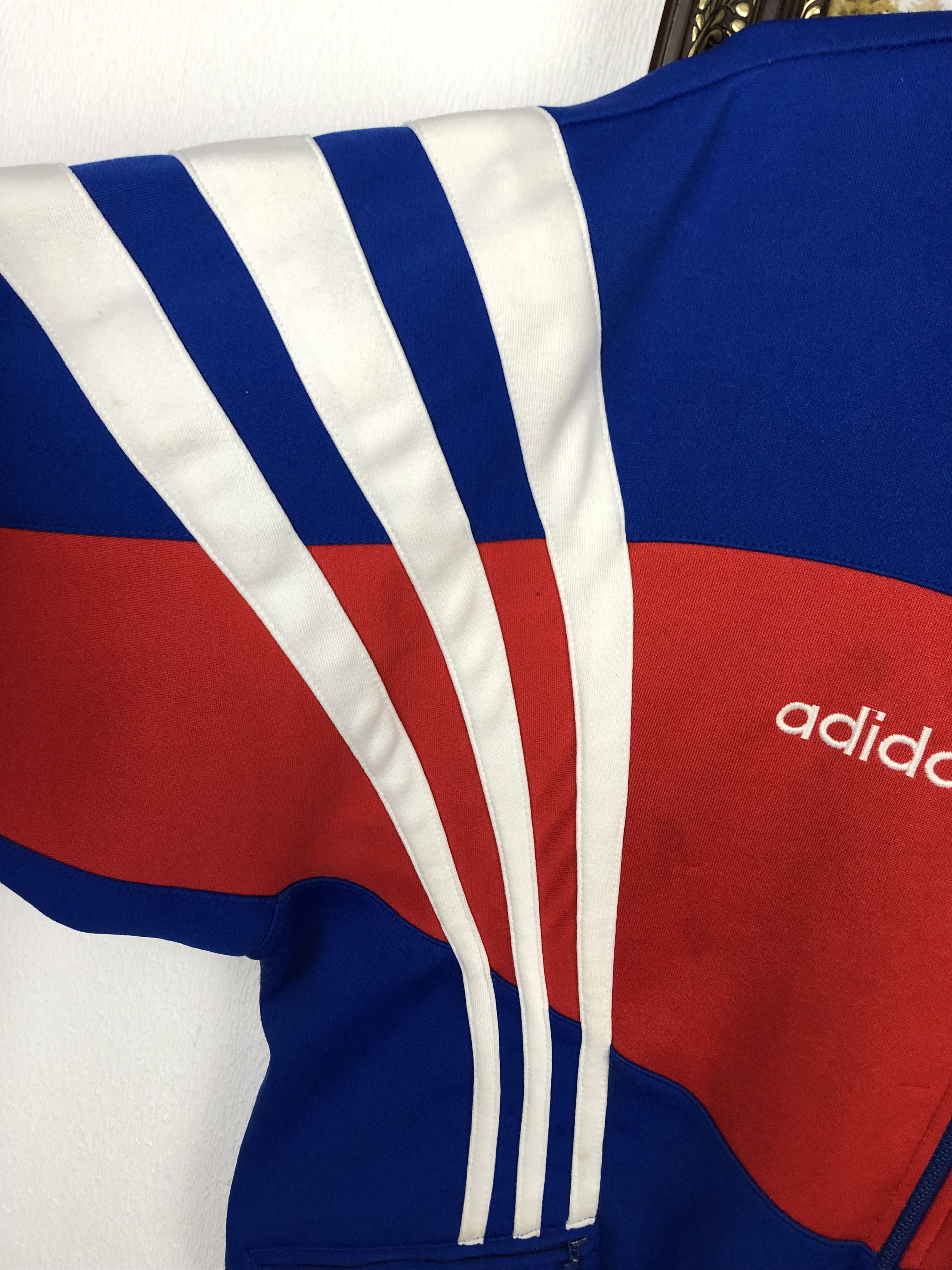 Adidas Vintage Bayern Munich Football Jacket Soccer Sweatshirt Size US M / EU 48-50 / 2 - 5 Thumbnail