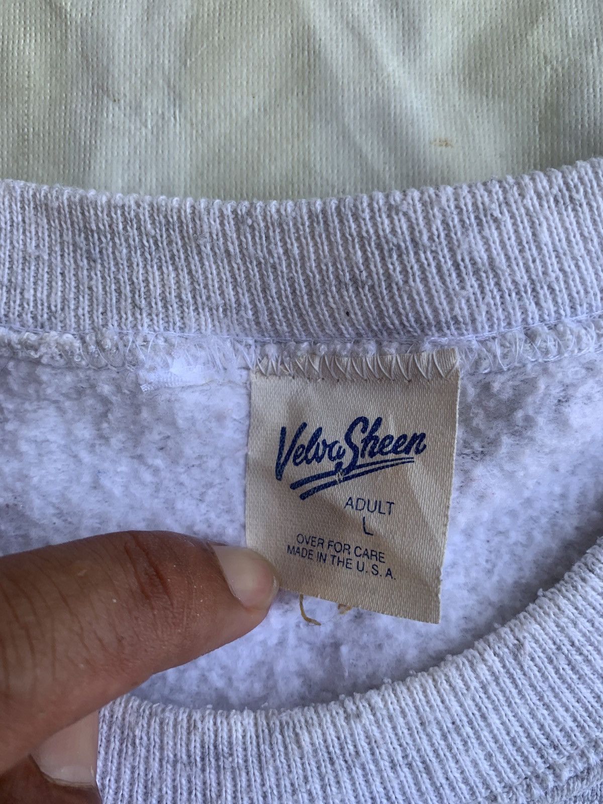 Velva Sheen Vtg Donald Duck Sweatshirt Made in USA 90s Cartoon Disney Size US L / EU 52-54 / 3 - 3 Thumbnail