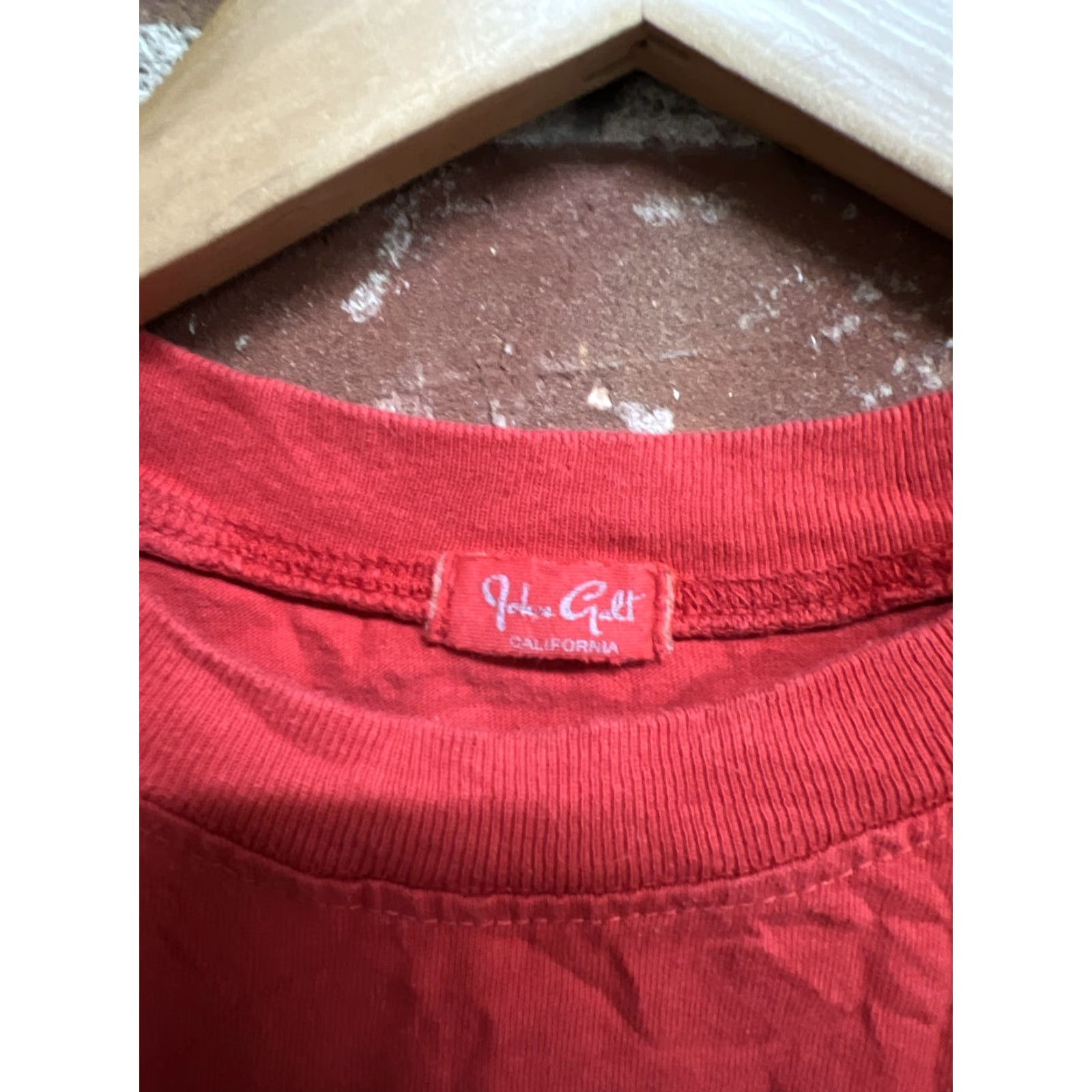 Vintage John Galt Womens Cropped T-shirt Size S Red Mater Dei Cropped T-shirt Womens Size S / US 4 / IT 40 - 3 Thumbnail