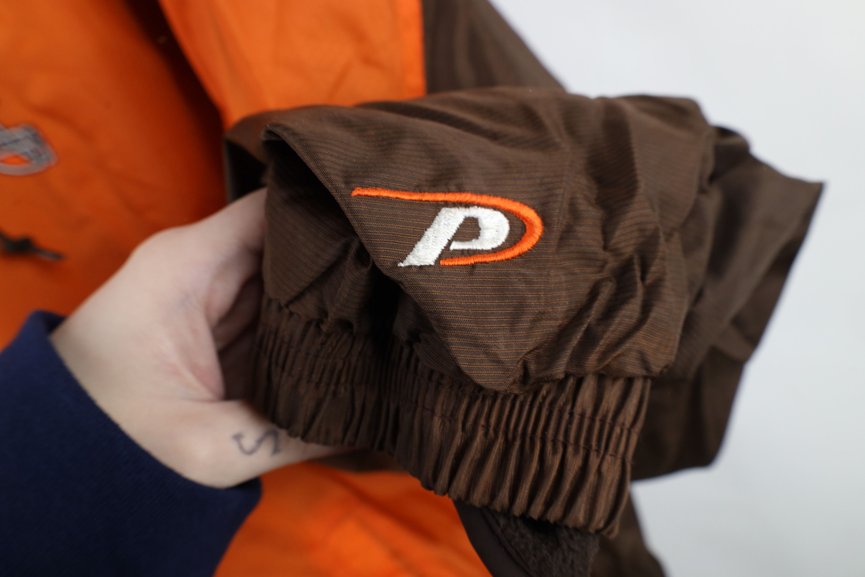 Vintage Vintage 90s 2 In 1 Cleveland Browns Football Hooded Jacket Size US XL / EU 56 / 4 - 5 Thumbnail