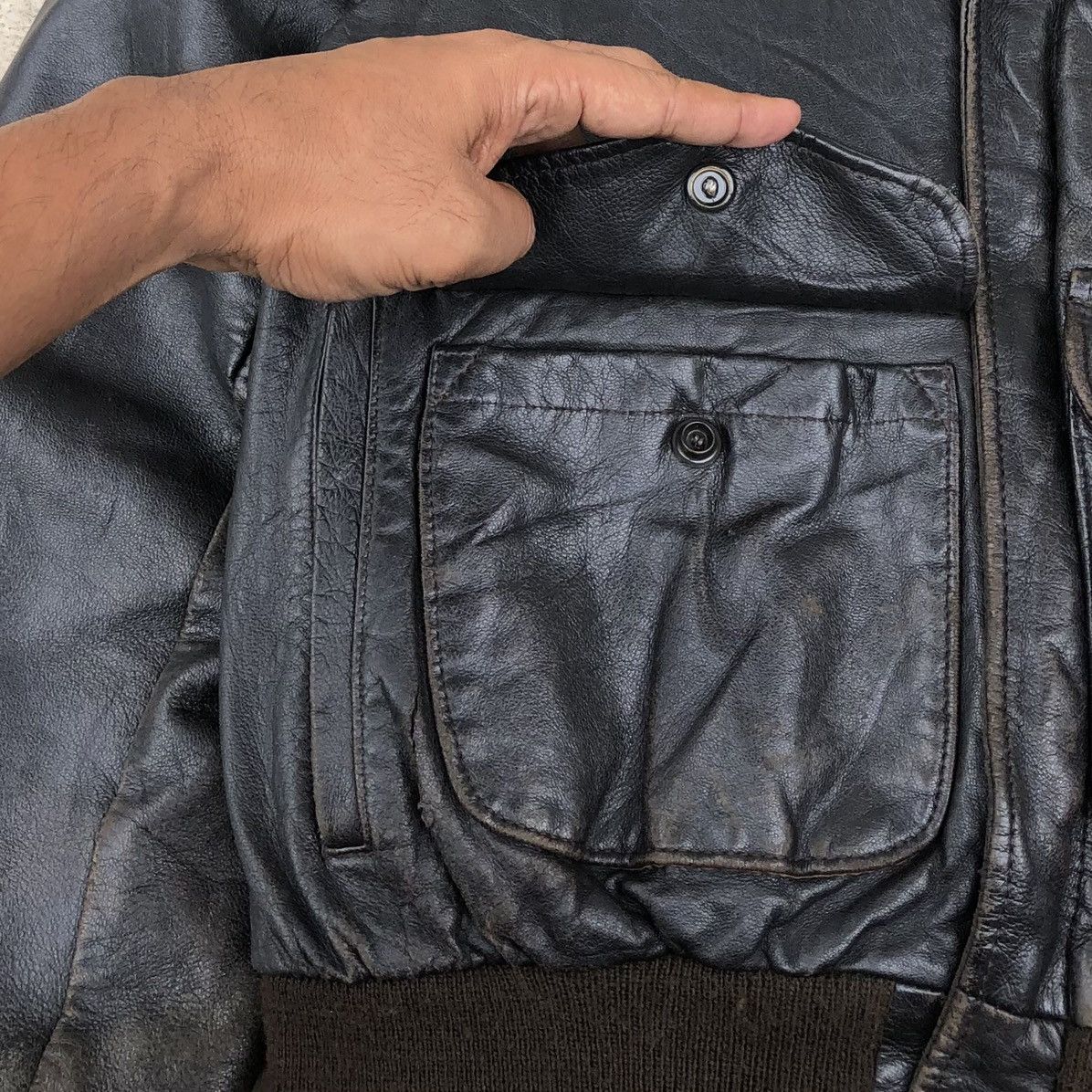 Schott VTG Schott Bros Leather Bomber flight Jacket Type 85 19-MS Size US M / EU 48-50 / 2 - 13 Thumbnail