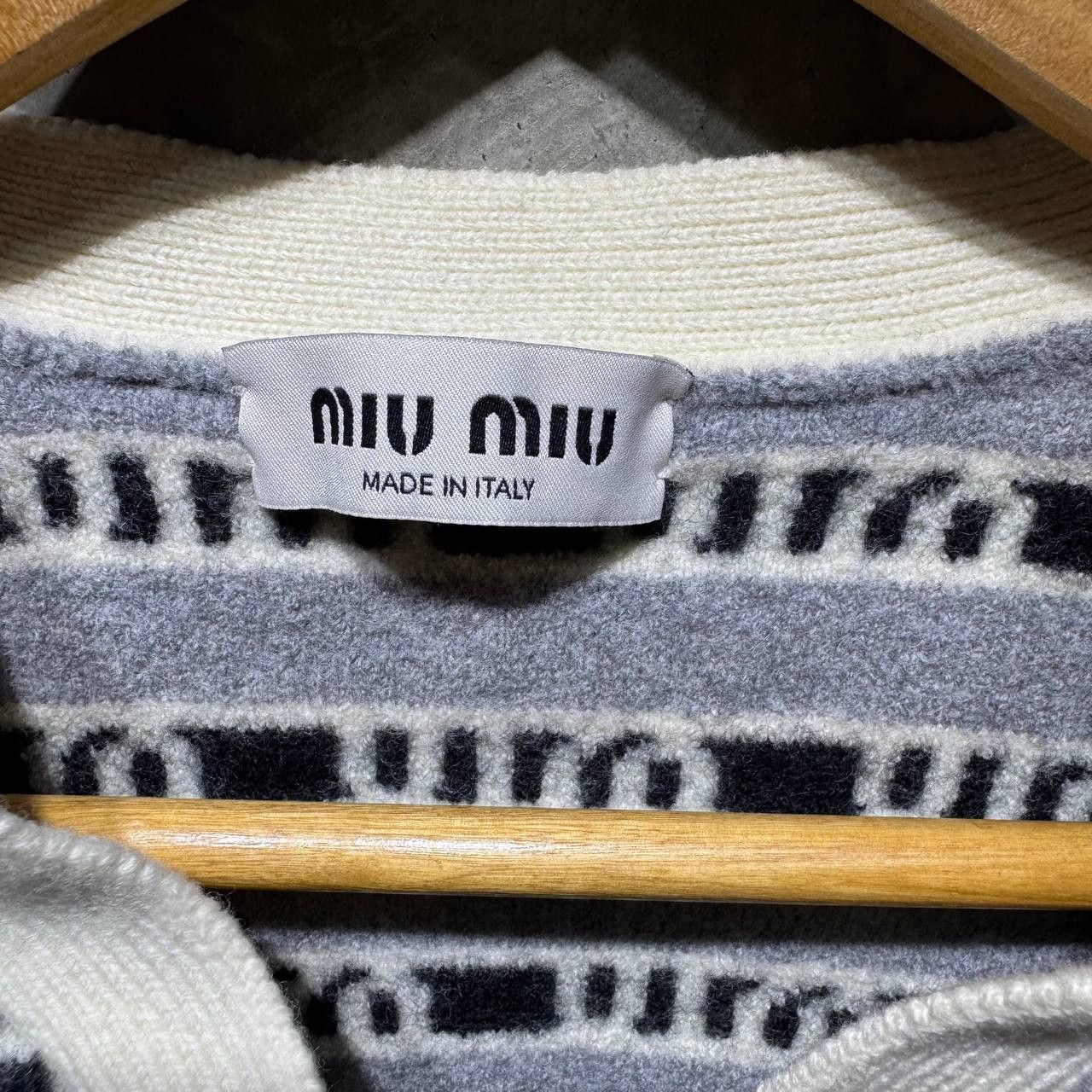 Miu Miu Miu Miu Logo Cardigan Size XS / US 0-2 / IT 36-38 - 6 Thumbnail