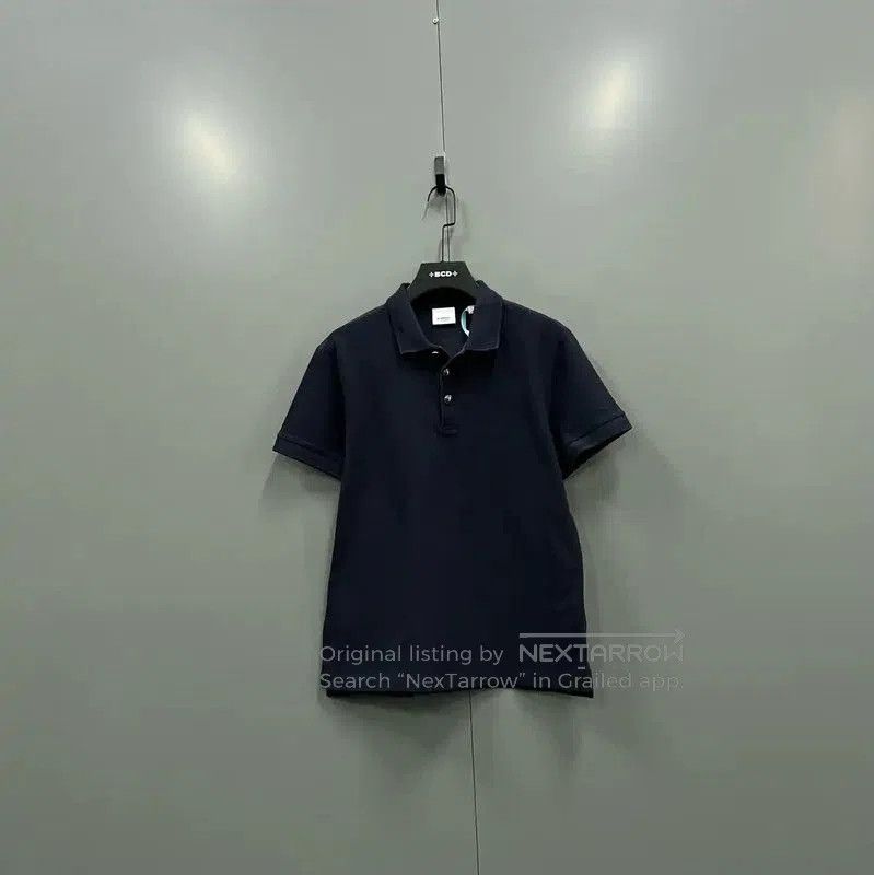 Burberry Summer Navy Cotton Short Sleeve T-Shirt.