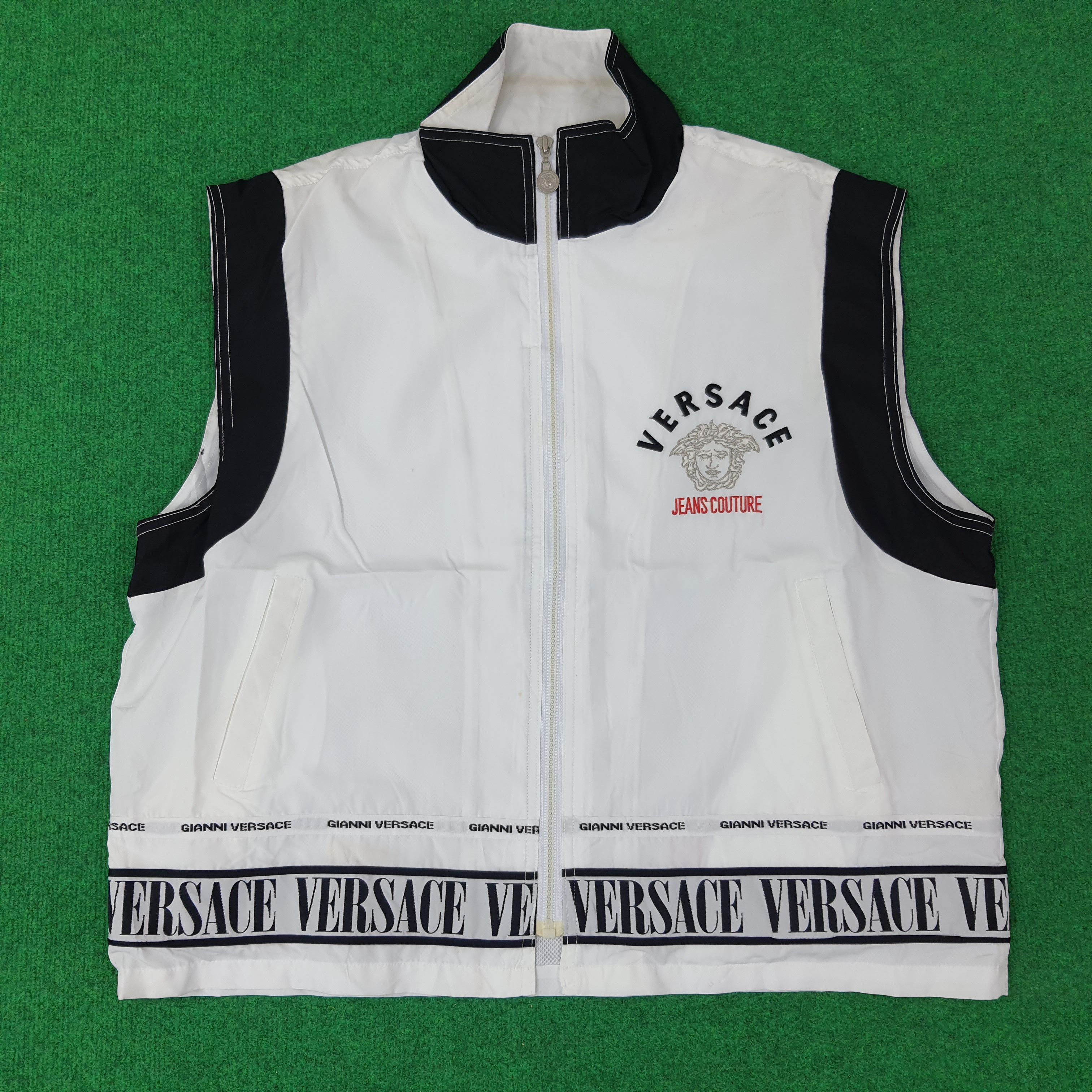Versace Jeans Couture Vintage Versace Jeans Couture Vests C247N7 Size US XL / EU 56 / 4 - 1 Thumbnail