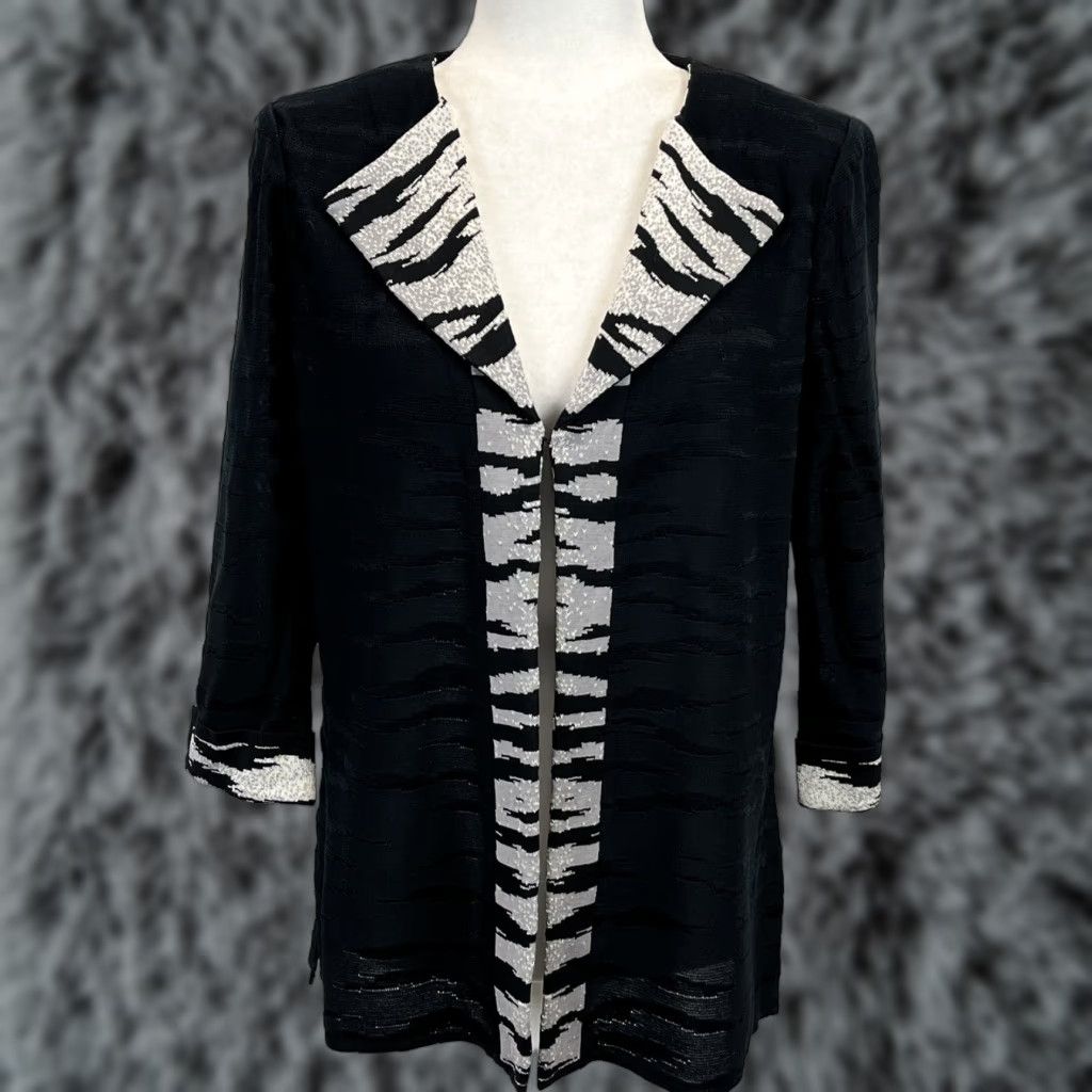 Vintage MING WANG Cardigan Sweater Womens Knit Black Size M EUC Single Clasp Size M / US 6-8 / IT 42-44 - 1 Thumbnail