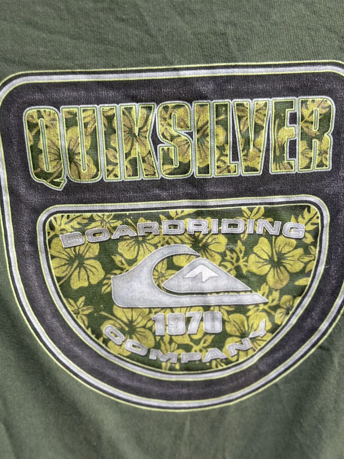 Quiksilver × Vintage Vintage 90s Quiksilver Surf Green Army Faded Tee Size US L / EU 52-54 / 3 - 6 Thumbnail