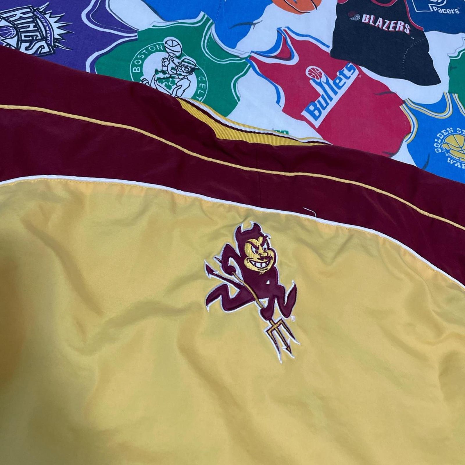 NCAA × Vintage Y2K NCAA Arizona State Sun Devils Basketball Windbreaker Size US XL / EU 56 / 4 - 5 Thumbnail