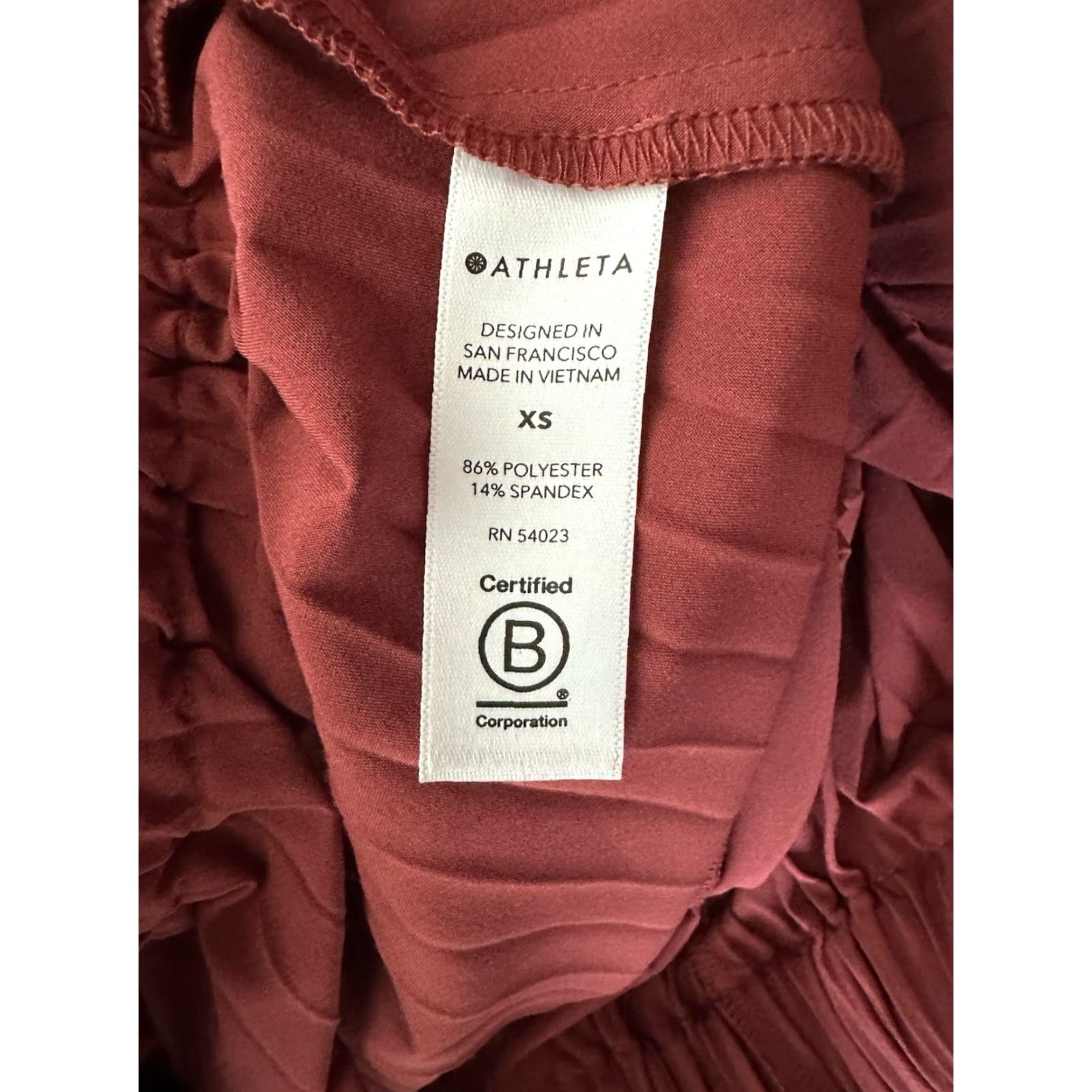 Athleta Athleta Skirt Women S Red Midi A-Line Burgundy 27-34” Waist 28” Length Size 28" / US 6 / IT 42 - 6 Thumbnail