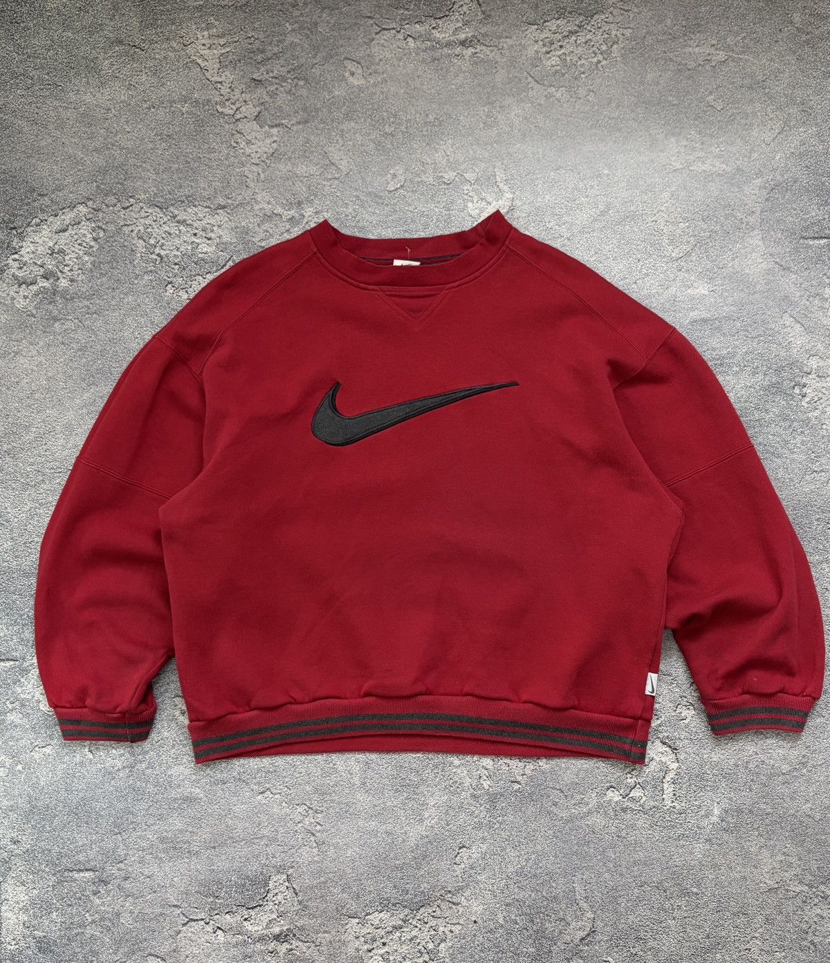 Nike Vintage 90s Nike Big Swoosh Red Crewneck Sweatshirt L Size US L / EU 52-54 / 3 - 1 Thumbnail