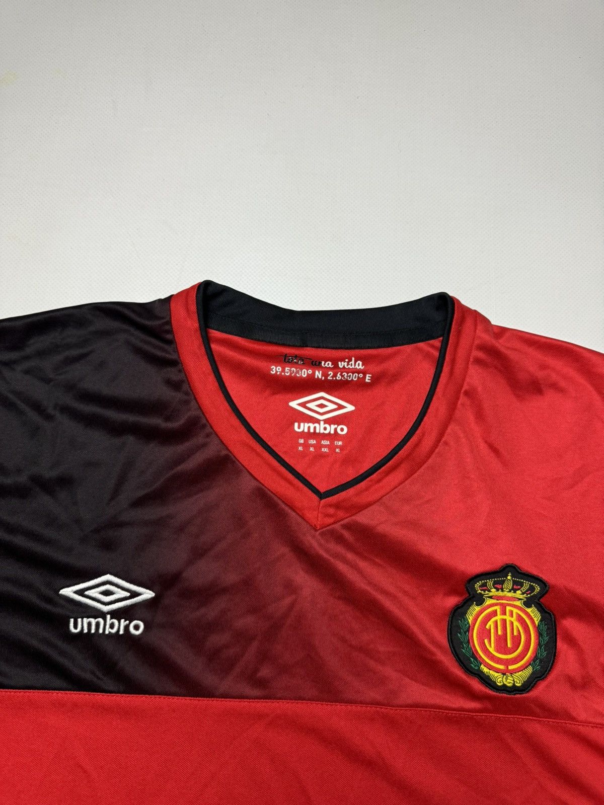 Umbro × Vintage Rare Vintage Mallorca umbro soccer jersey y2k Size US XL / EU 56 / 4 - 5 Thumbnail