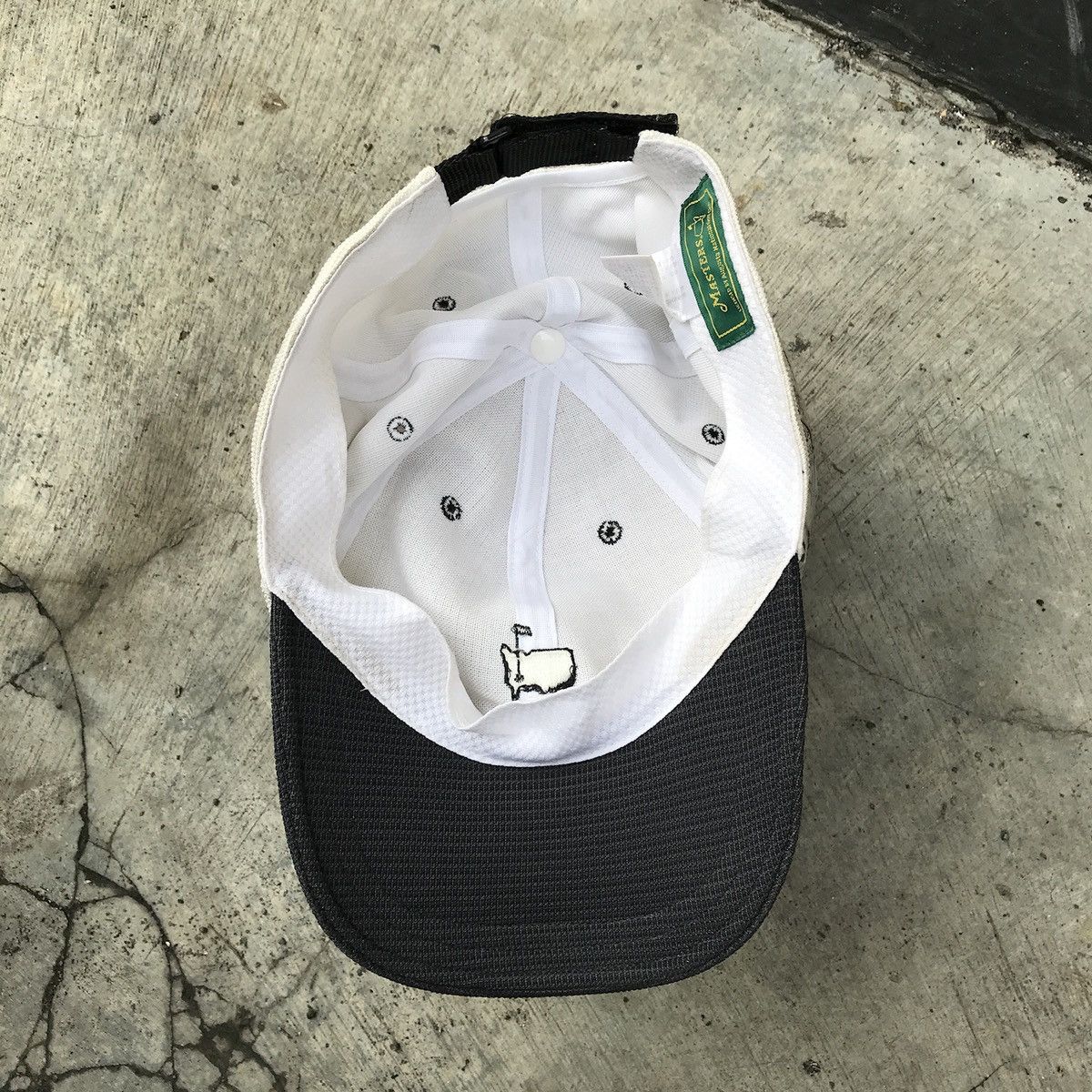 Gear for Sports Twotone masters hat. Comfortable material Size ONE SIZE - 12 Thumbnail