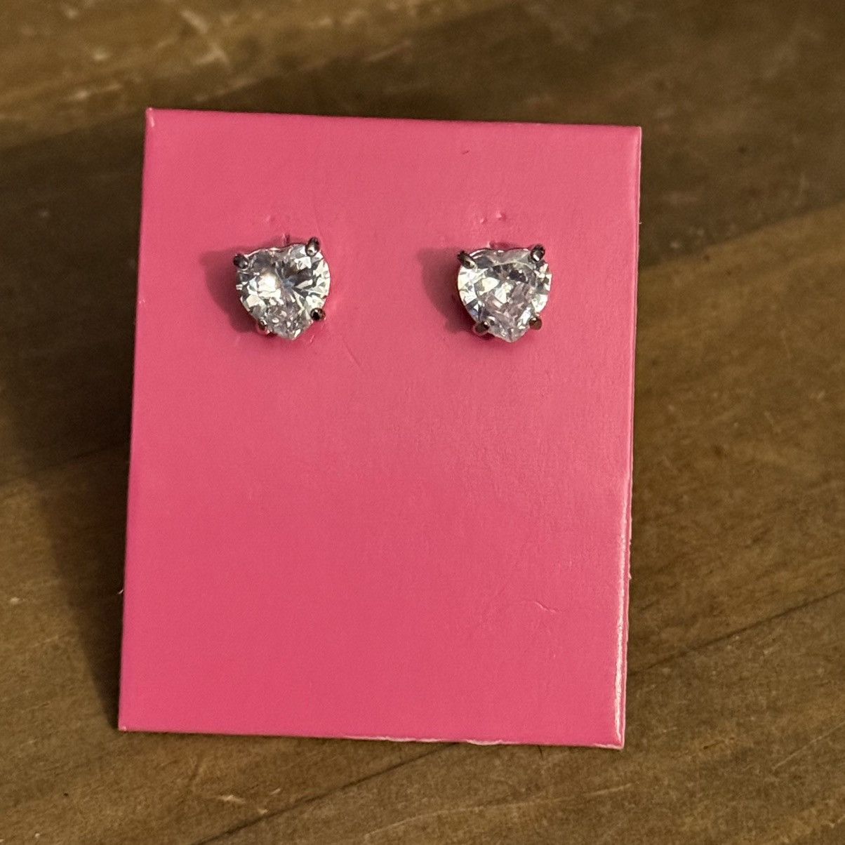 Other Vintage Avon CZ heart stud earrings Size ONE SIZE - 5 Thumbnail