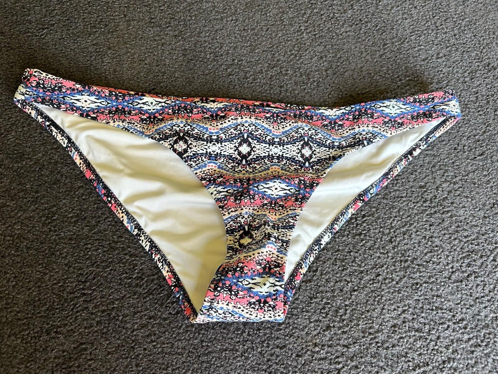 Volcom Volcom Black Multi Print Full Bikini Bottom NEW- Sz L (004) Size ONE SIZE - 2 Thumbnail