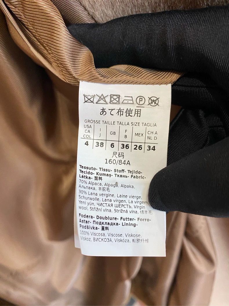 Max Mara Max Mara Camel hair coat, soft camel color, delicate and e Size M / US 6-8 / IT 42-44 - 7 Thumbnail