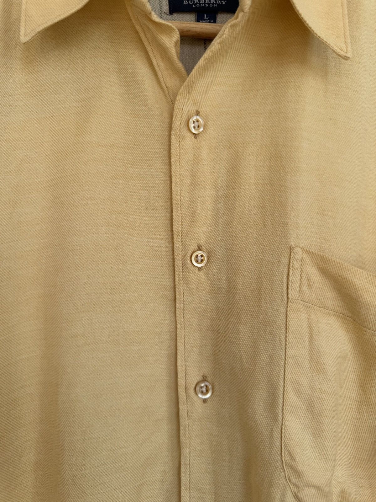 Burberry Burberry London Vintage Button Shirt Mens Size L Checked Size US L / EU 52-54 / 3 - 9 Thumbnail