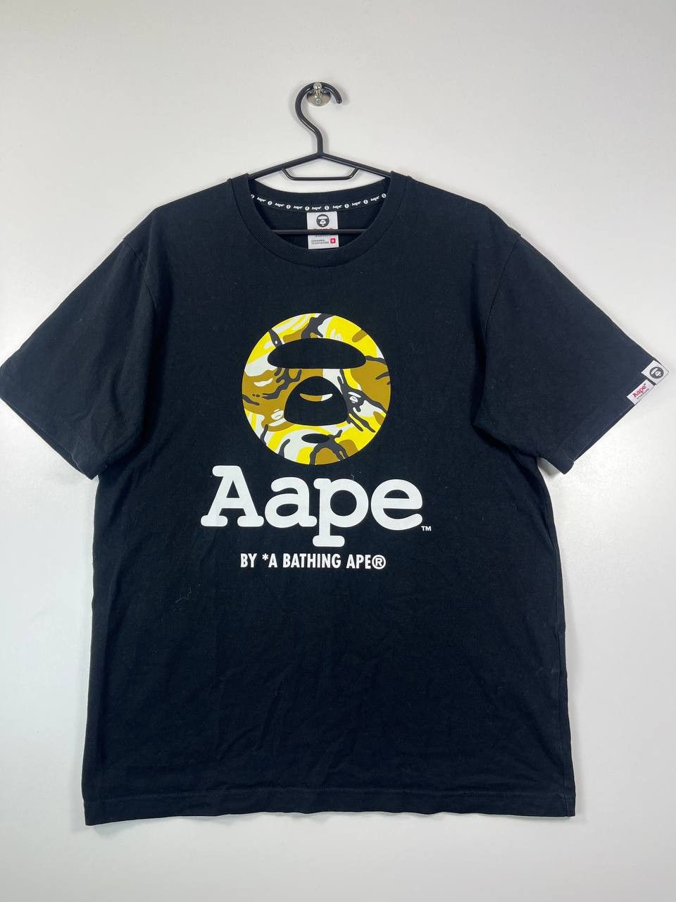 Aape Aape By A Bathing Ape Yellow Camo Logo T-Shirt Black Size M Size US M / EU 48-50 / 2 - 1 Thumbnail