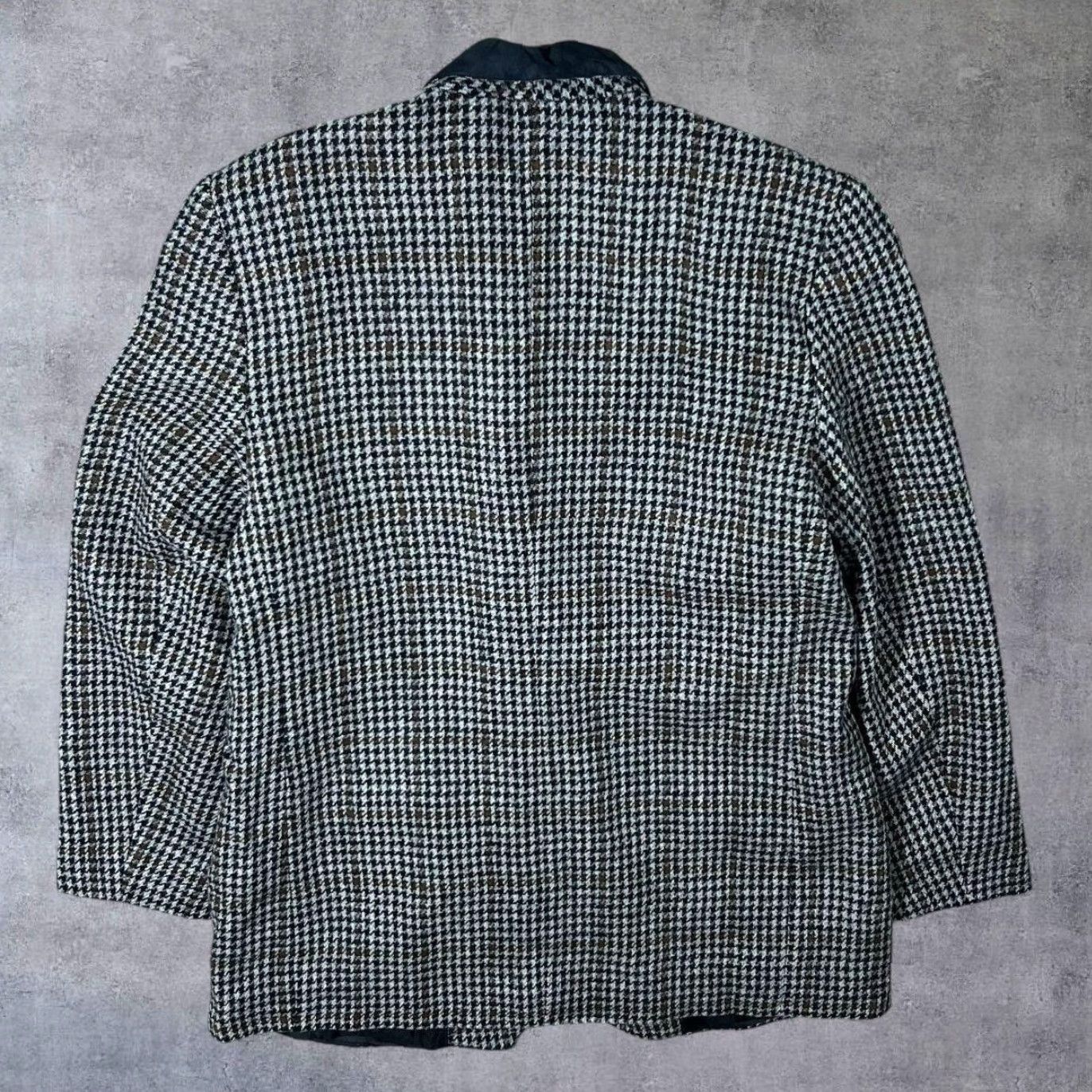 Vintage VINTAGE David N. Blazer Women 12 Wool Houndstooth Suede Collar 100% Wool 100% Polyester Inner Multicoloured Black/Brown/White 80s 90s Womens Blazer Size XL / US 12-14 / IT 48-50 - 2 Thumbnail