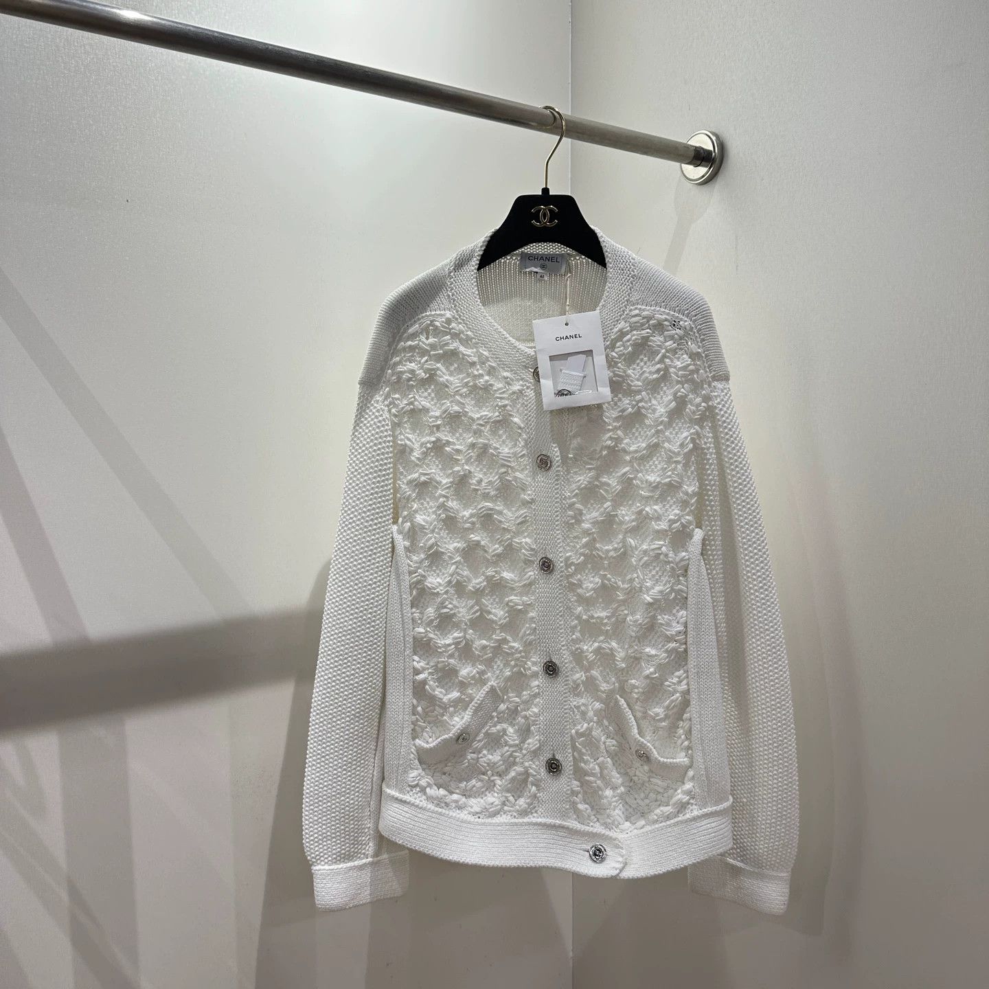 Chanel Chanel may283 Logo Button Knit Single-Breasted Jacket 40 Size M / US 6-8 / IT 42-44 - 1 Thumbnail