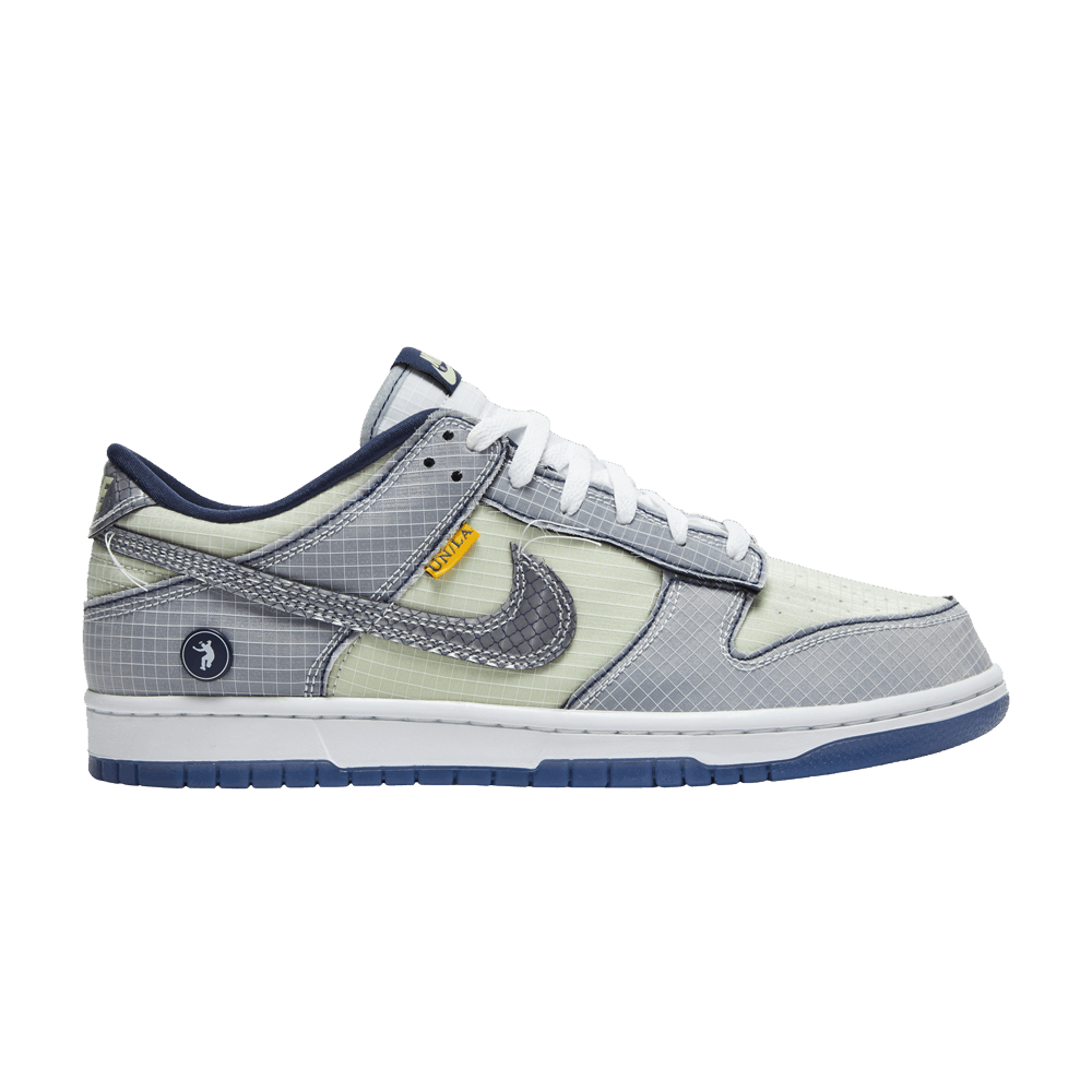 image of Union La X Dunk Low Passport Pack - Pistachio Shoes in Green, Men's (Size 10)