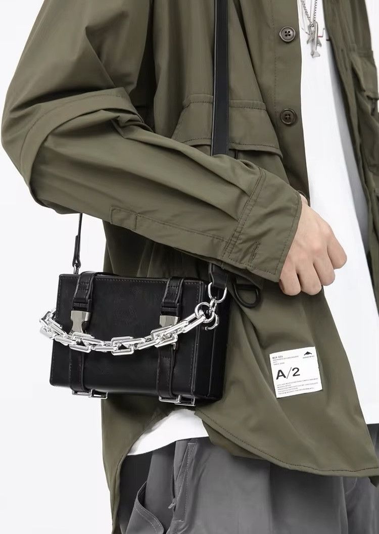 Japanese Brand Y2K PU leather buckle chain suitcase shape Size ONE SIZE - 3 Thumbnail